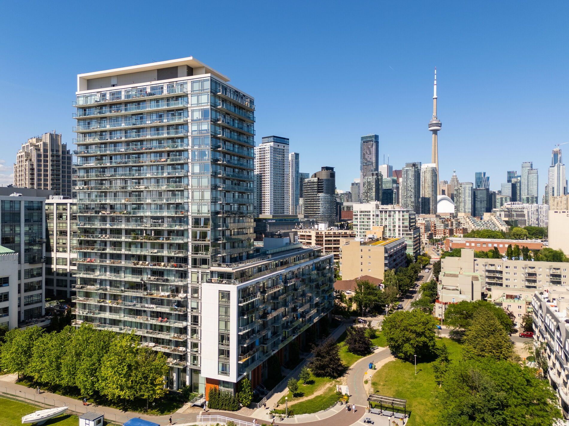 90 Stadium Road 1206, Toronto, On M5v 3w5