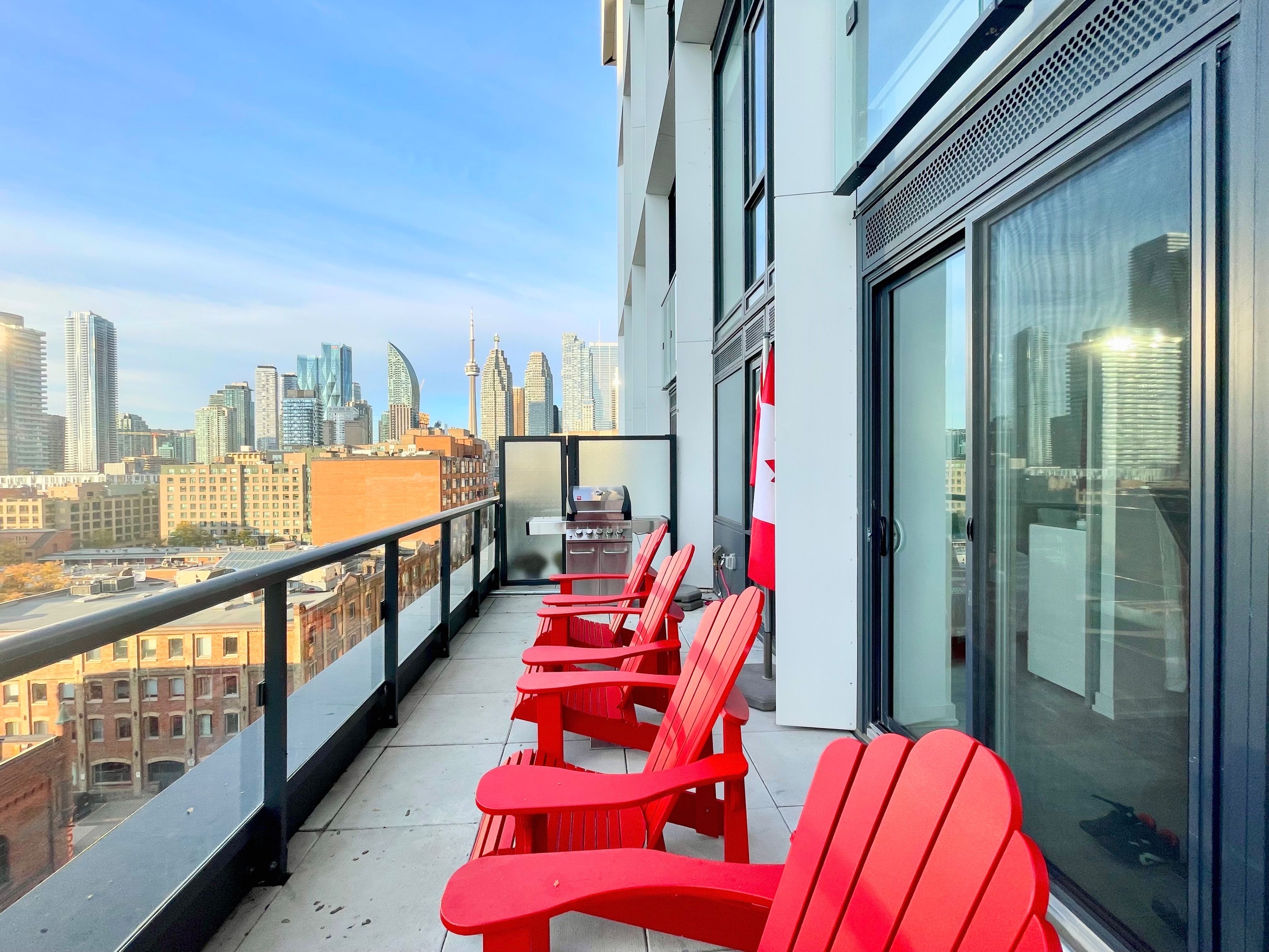 158 Front Street E 822, Toronto, On M5a 0k9