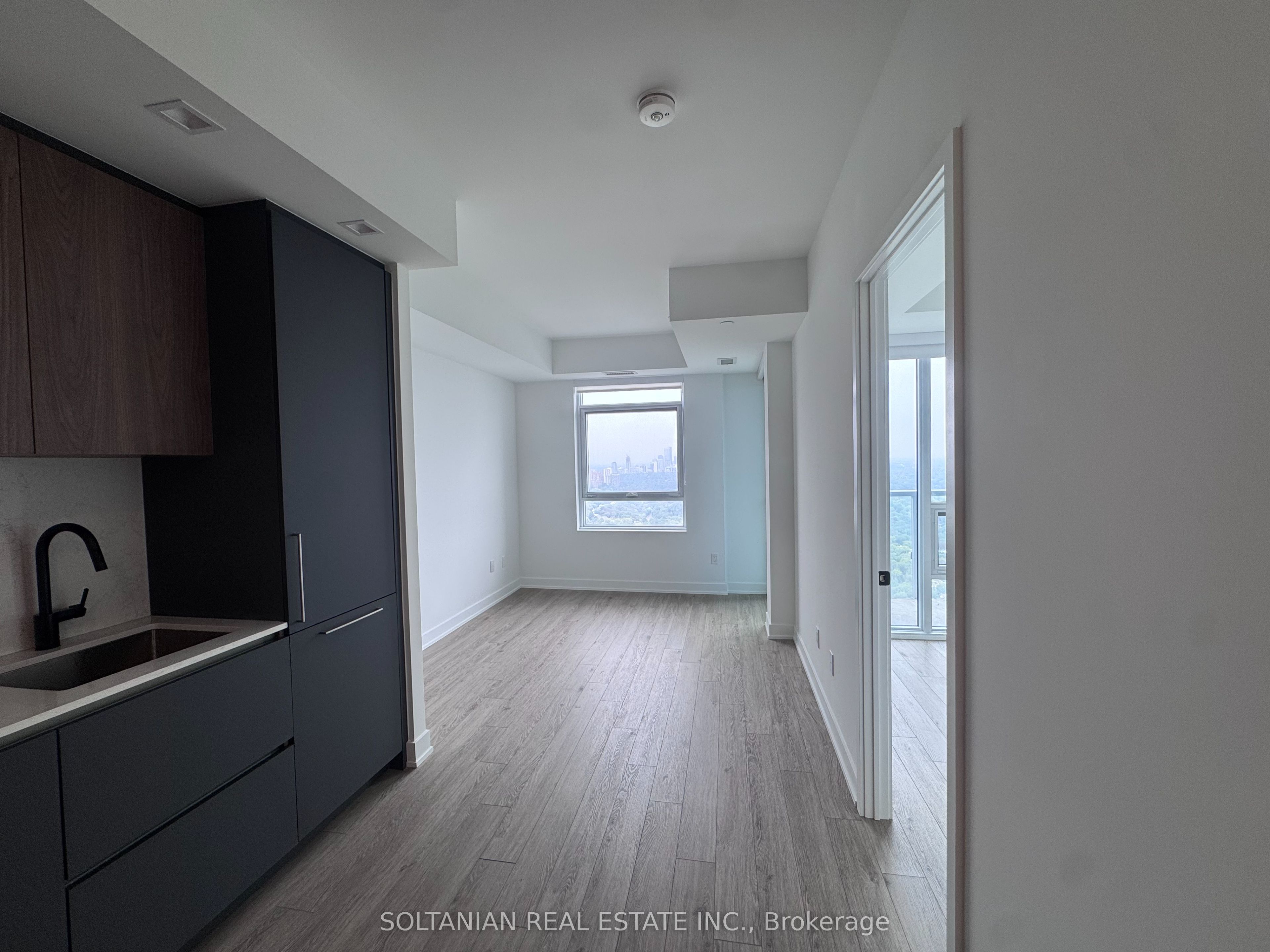 609 Sherbourne Street 4806, Toronto, On M4x 0a4