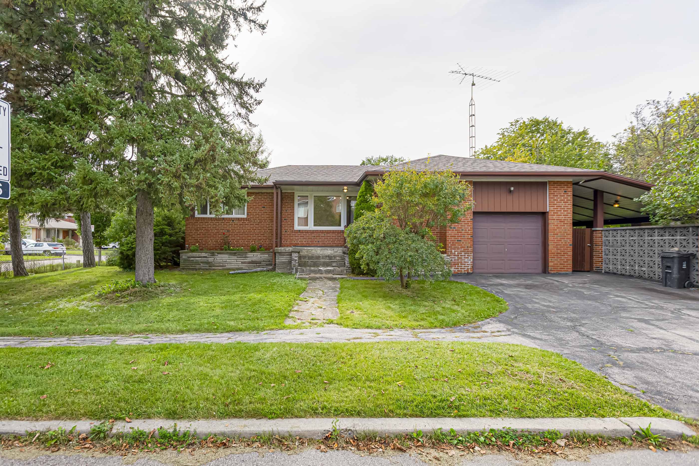 260 Moore Park Avenue, Toronto, On M2m 1n6