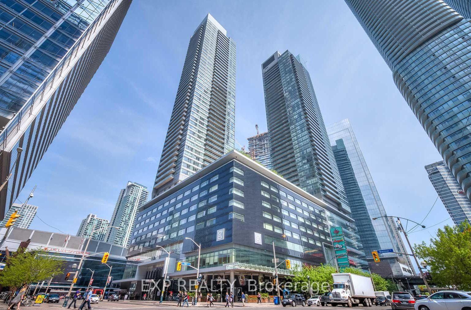 55 Bremner Boulevard 2802, Toronto, On M5j 0a6
