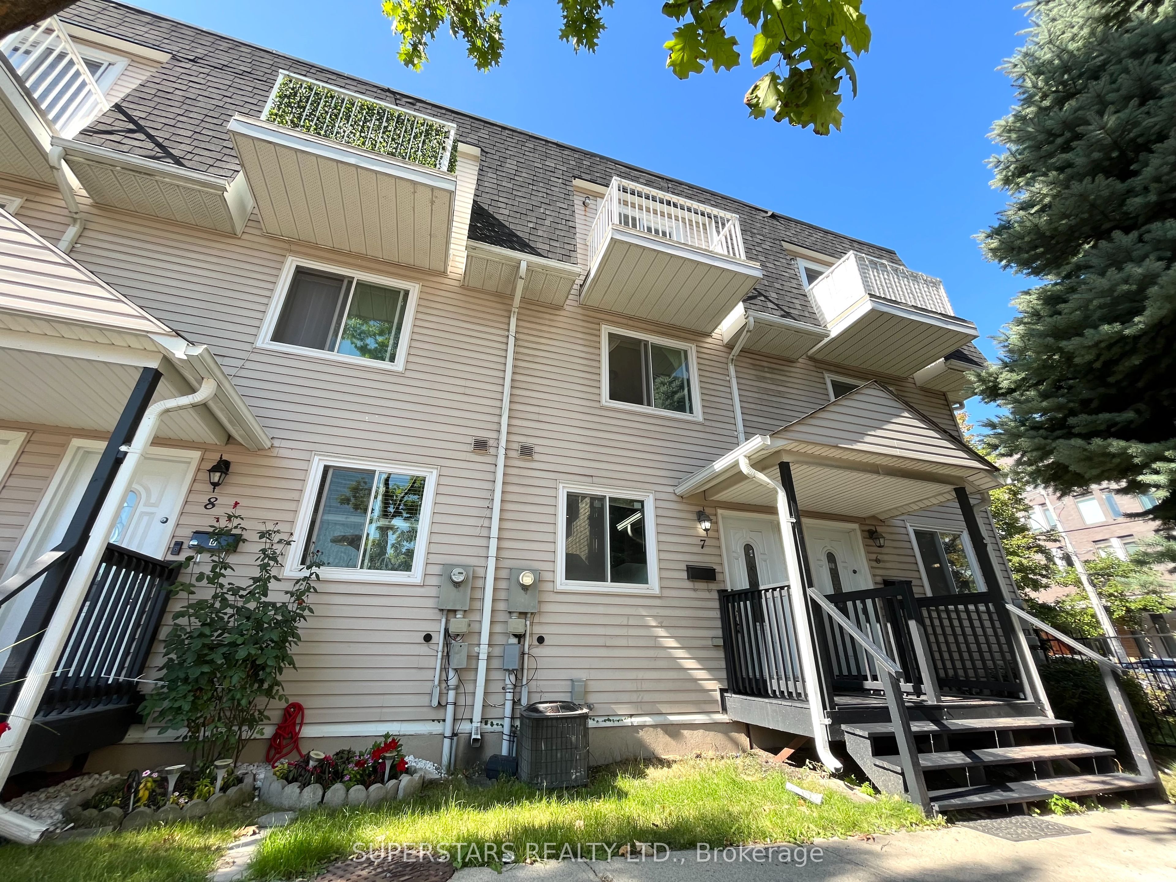 38 St Lawrence Street 7, Toronto, On M5a 3n1
