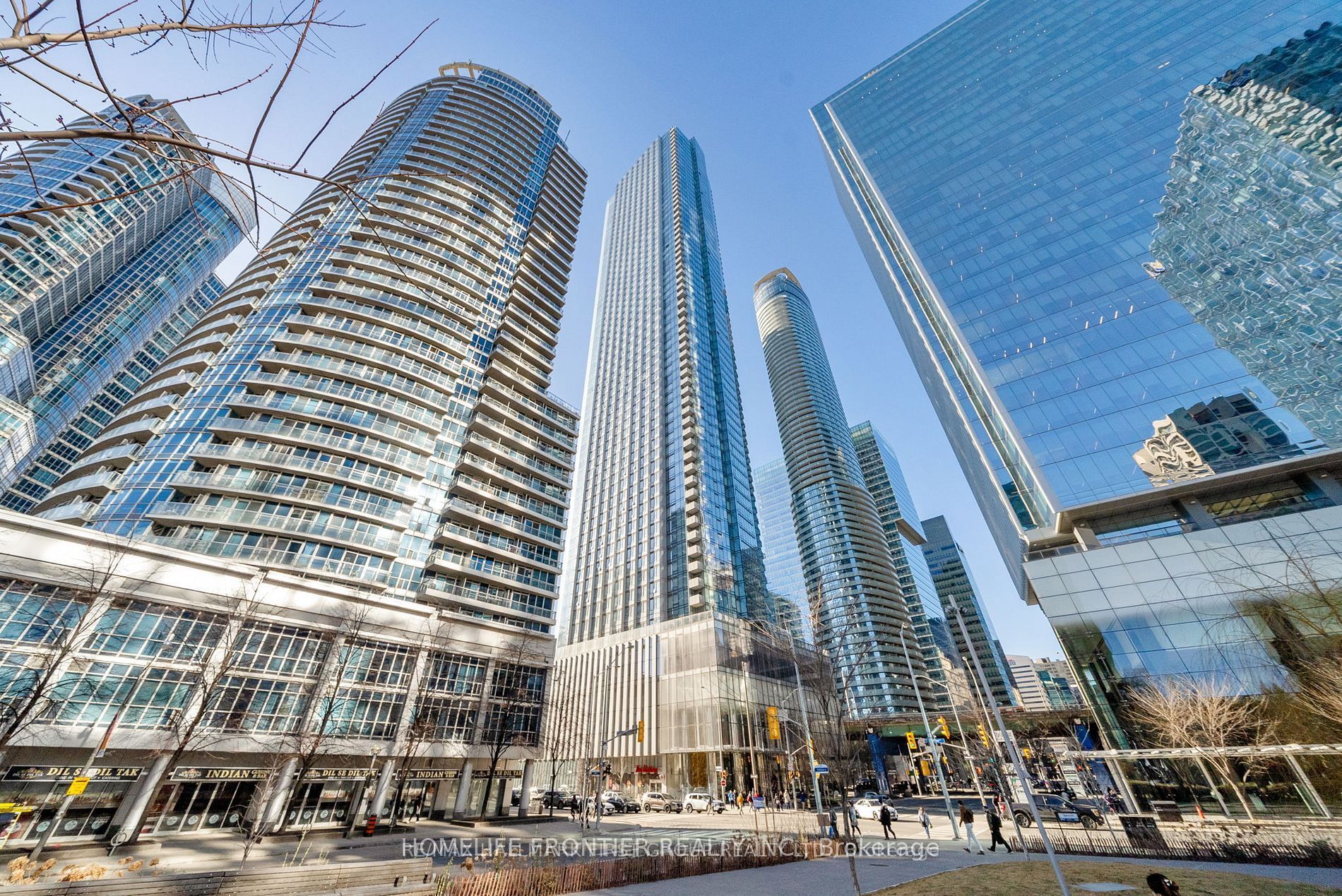 10 York Street 2711, Toronto, On M5j 0e1