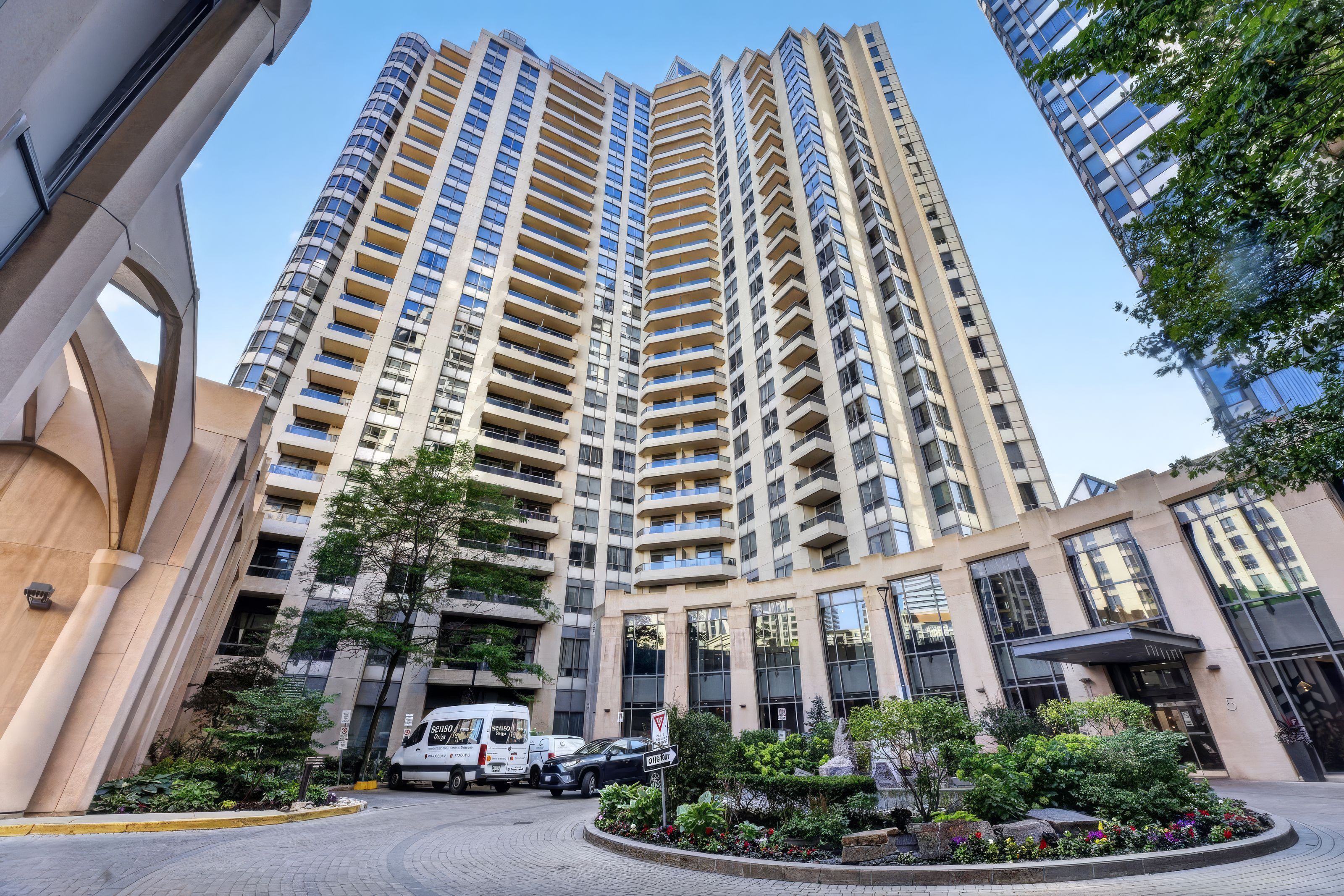 15 Northtown Way 2122, Toronto, On M2n 7a2