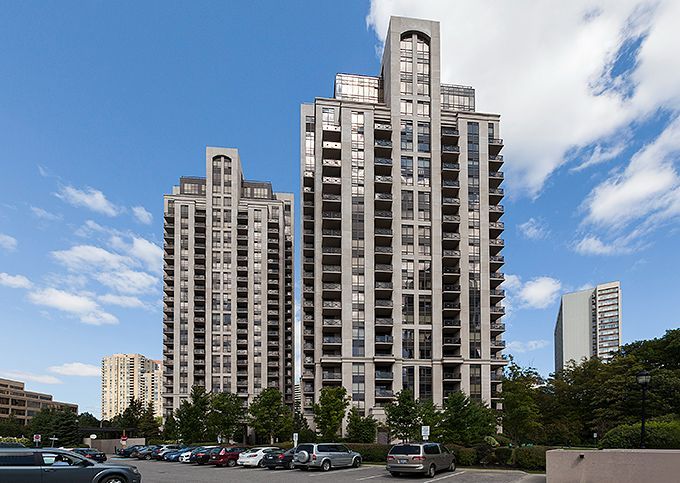 135 Wynford Drive 401, Toronto, On M3c 0j4