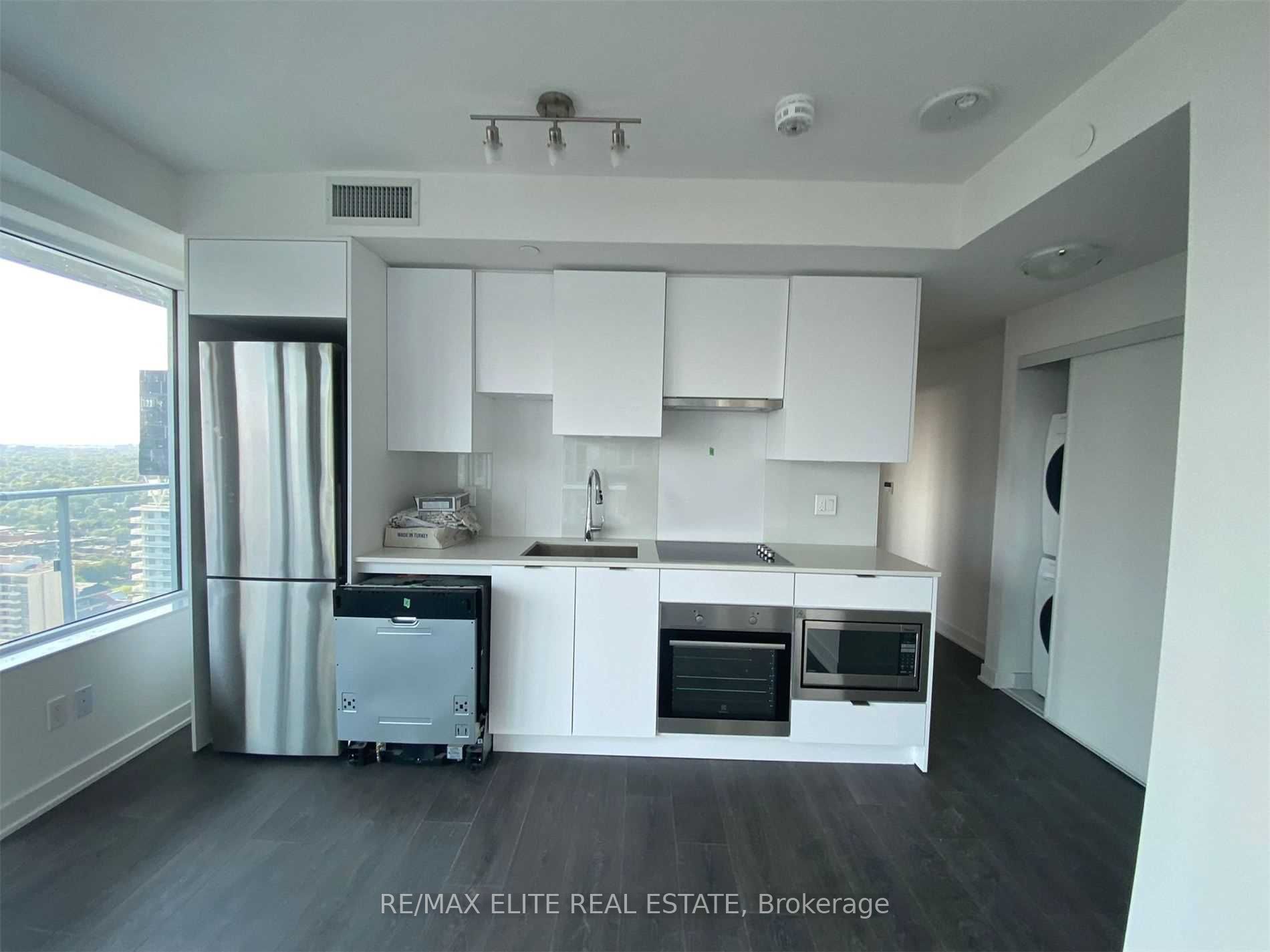 99 Broadway Avenue 3209, Toronto, On M4p 0e3