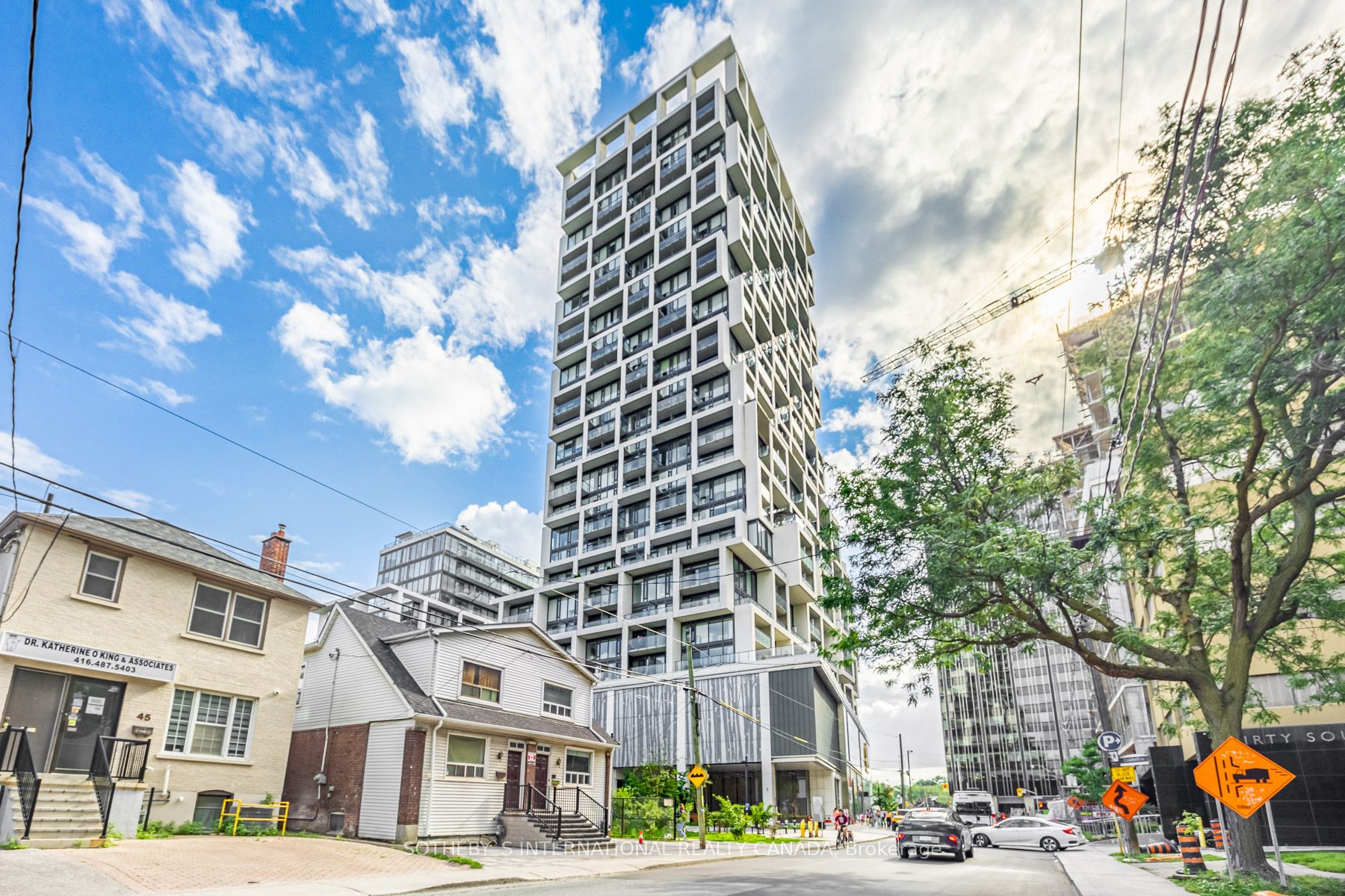 5 Soudan Avenue 907, Toronto, On M4s 0b1