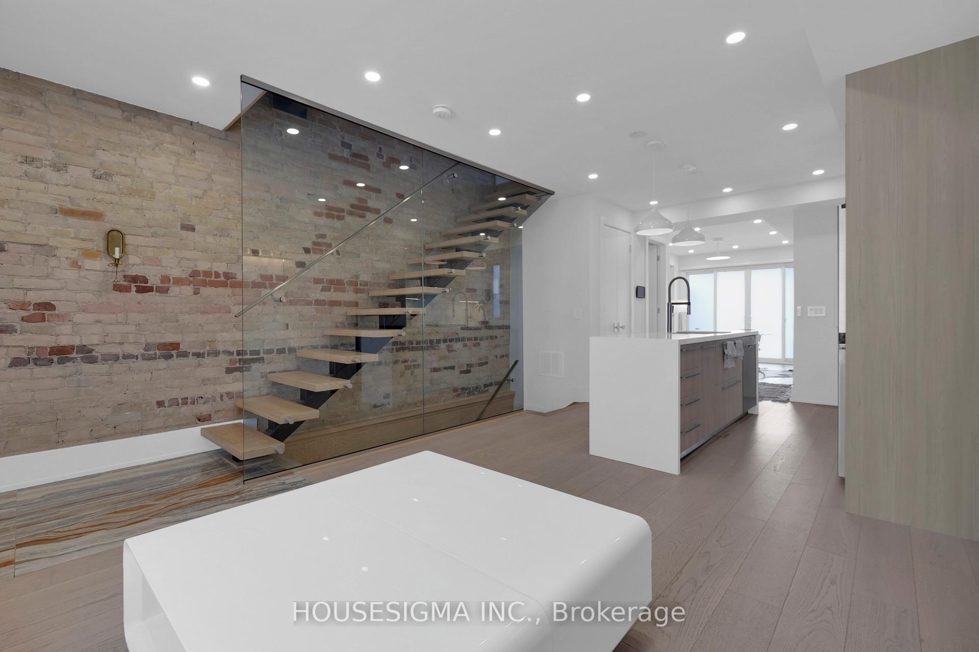 274 Roxton Road Main, Toronto, On M6g 3p9