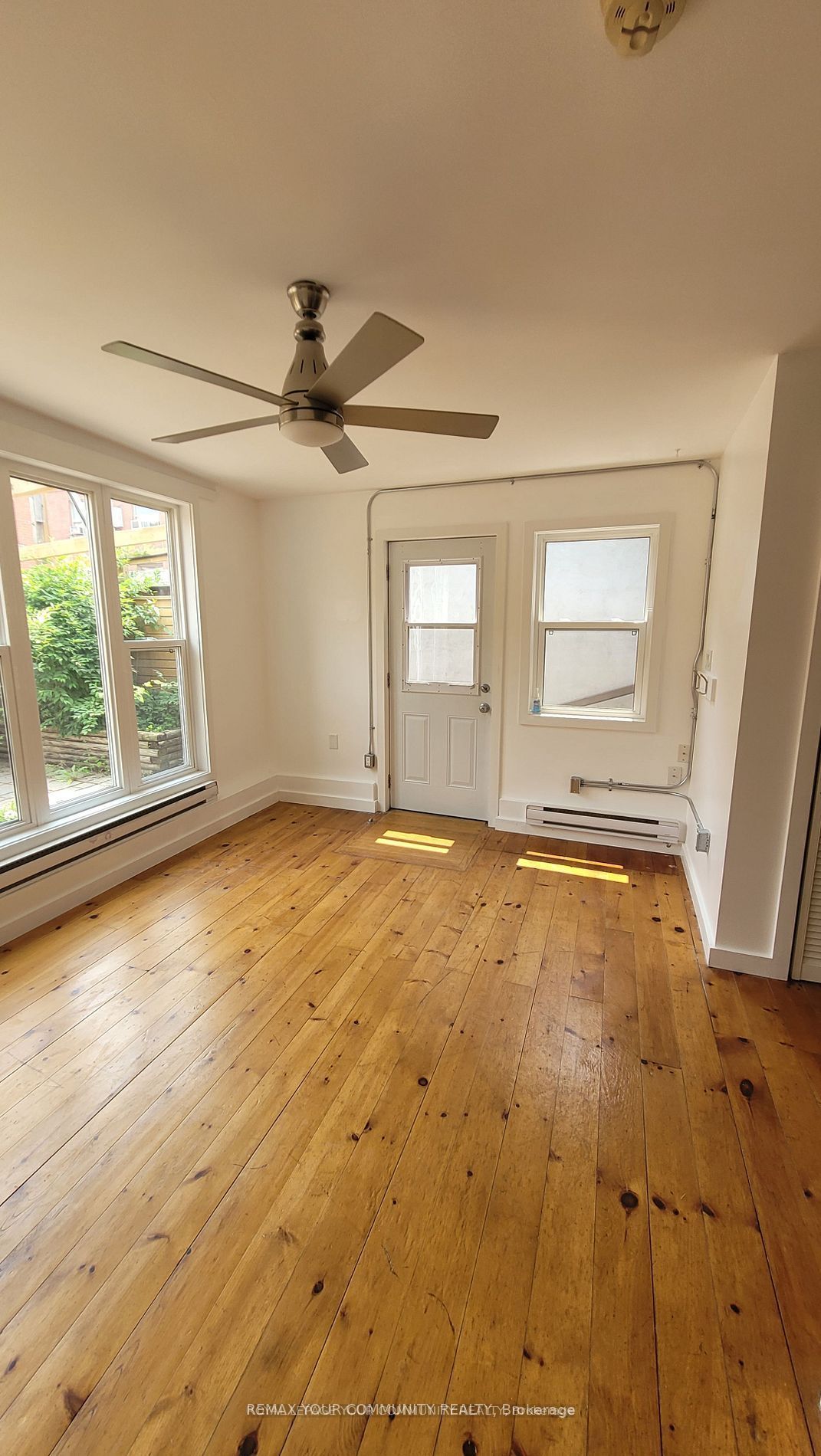 864 Millwood Road Studio Unit, Toronto, On M4g 1w6