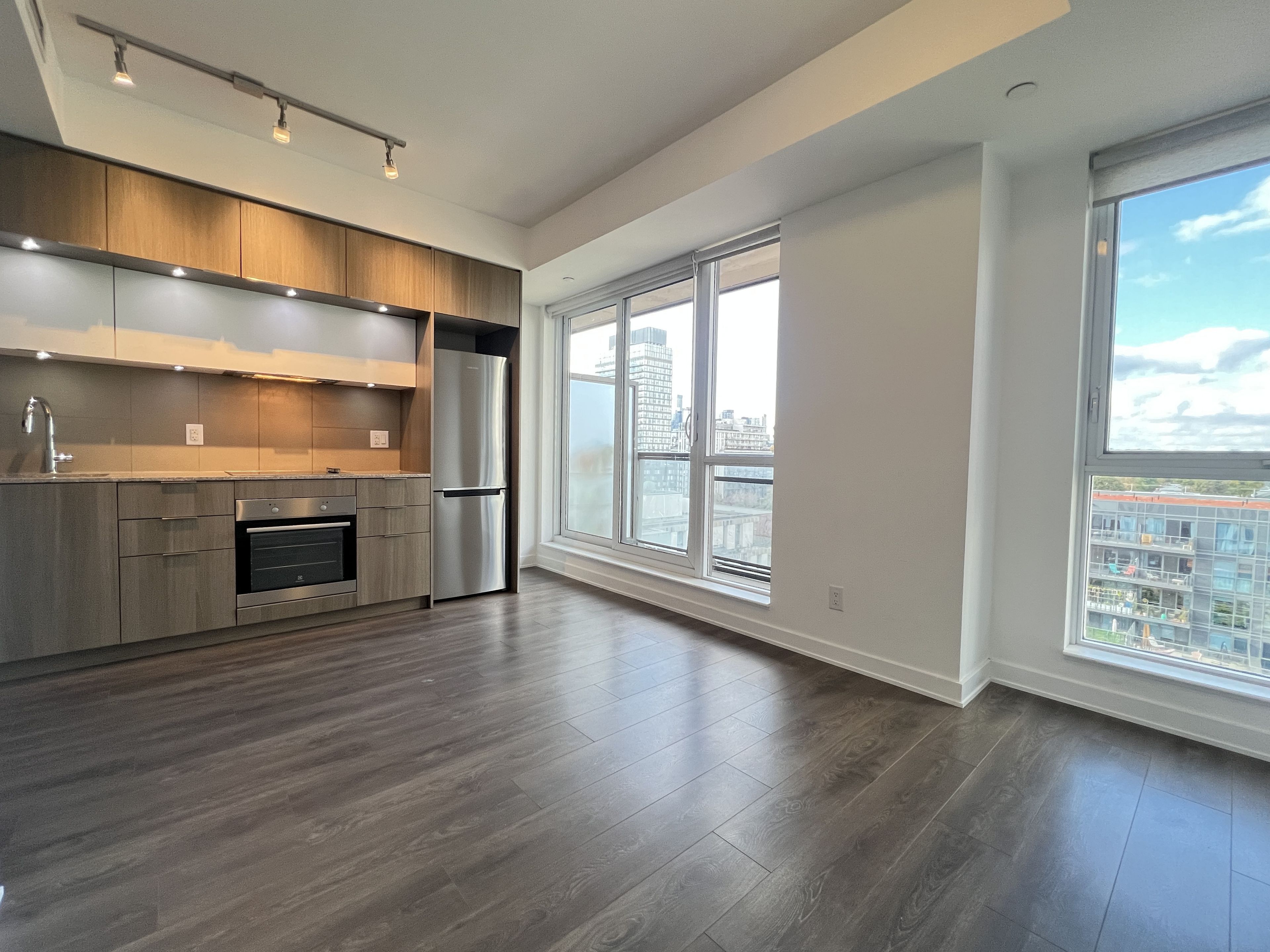 55 Regent Park Boulevard 1011, Toronto, On M5a 0c2