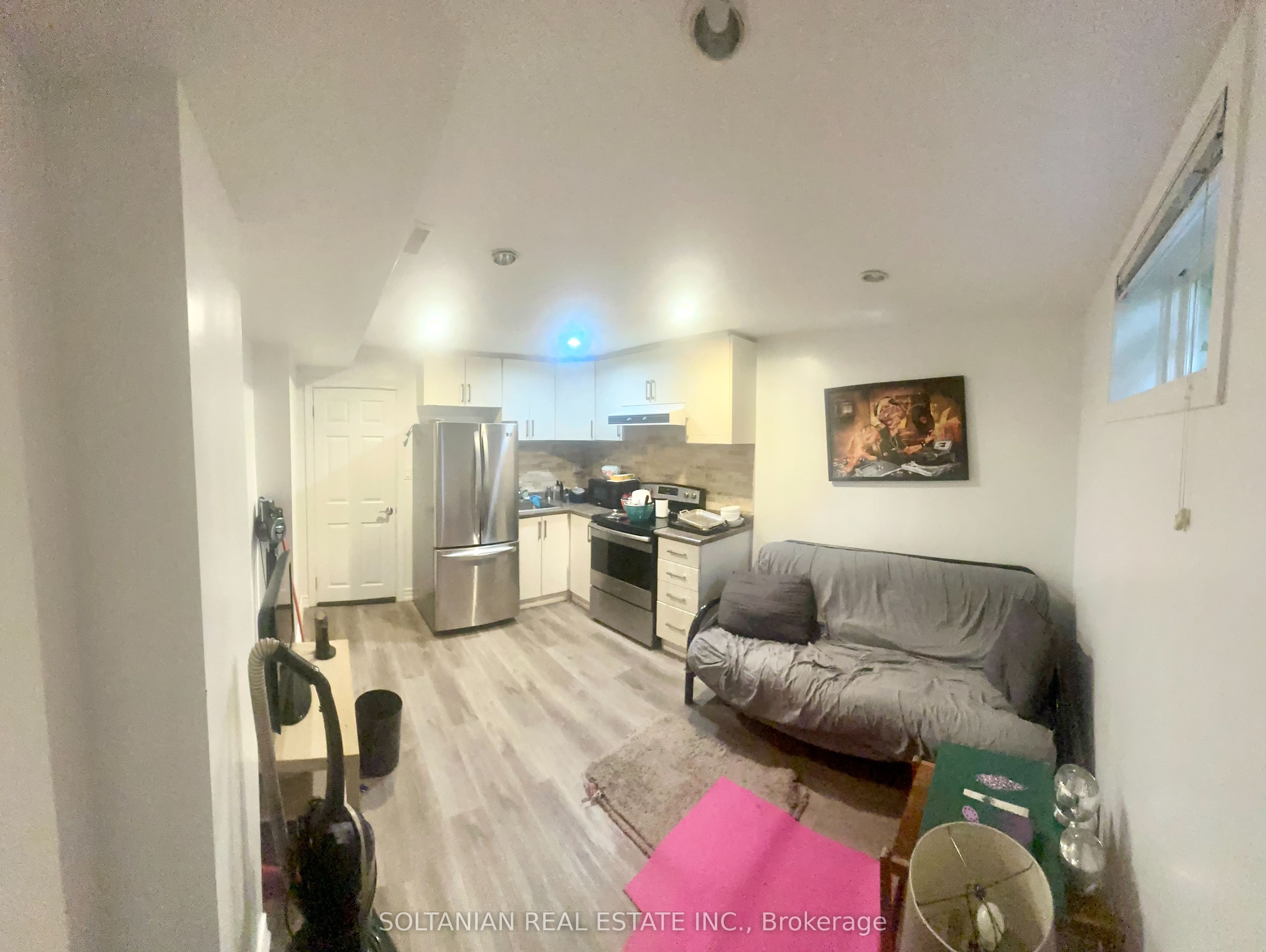 288 Connaught Avenue Bsmt, Toronto, On M2r 2l9