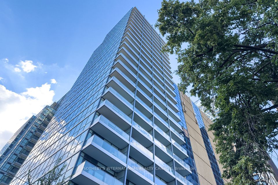210 Simcoe Street 1913, Toronto, On M5t 0a9