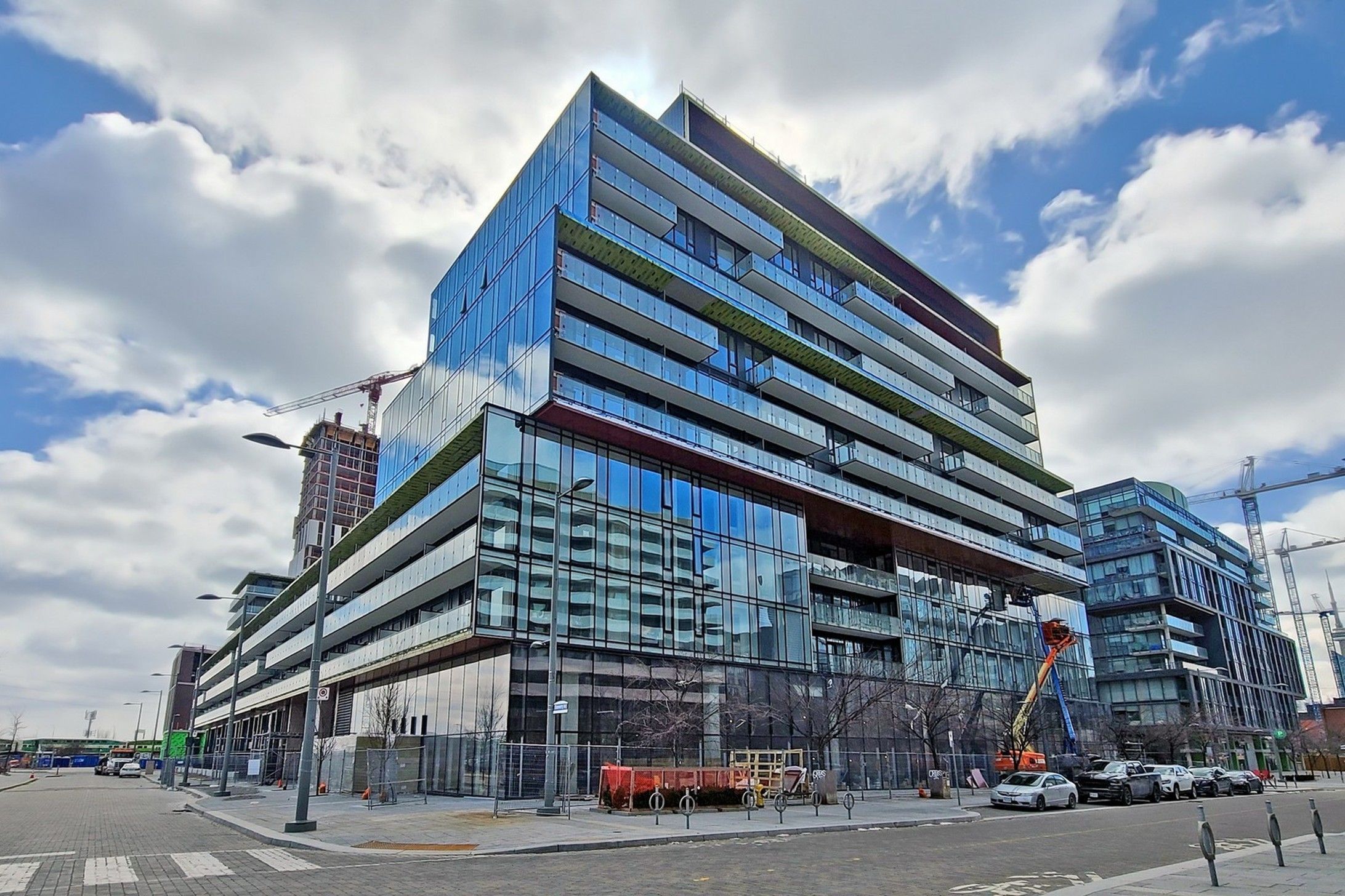 180 Mill Street S546, Toronto, On M5a 0v6