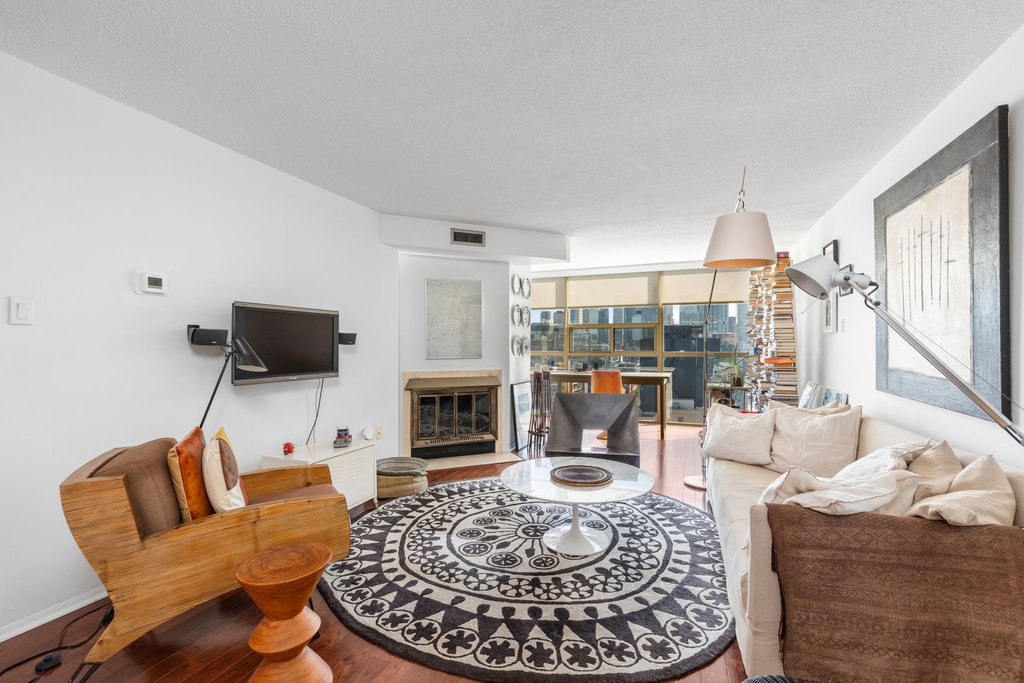 705 King Street W 1903, Toronto, On M5v 2w8