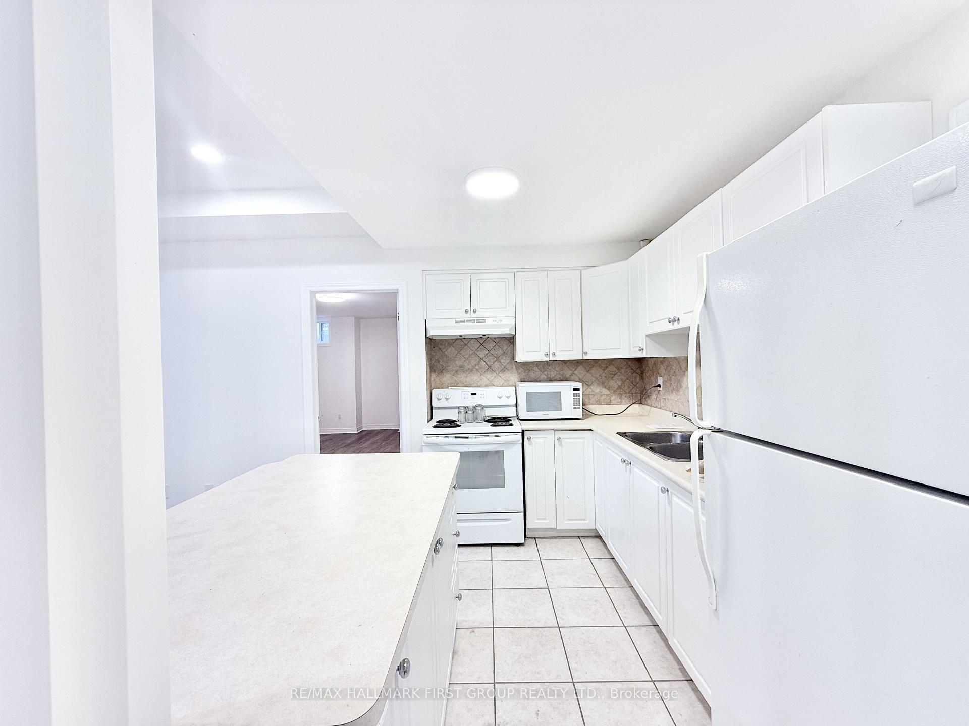 22 Risebrough Avenue Basement, Toronto, On M2m 2e1