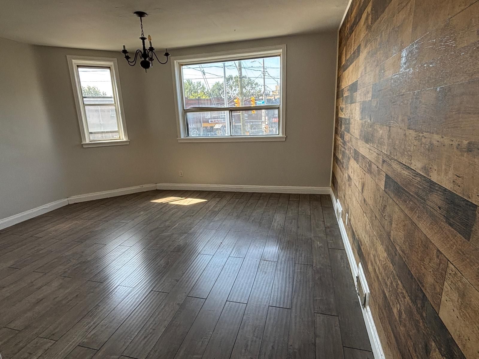 503 Oakwood Avenue Unit 3 Upper, Toronto, On M6e 2w9
