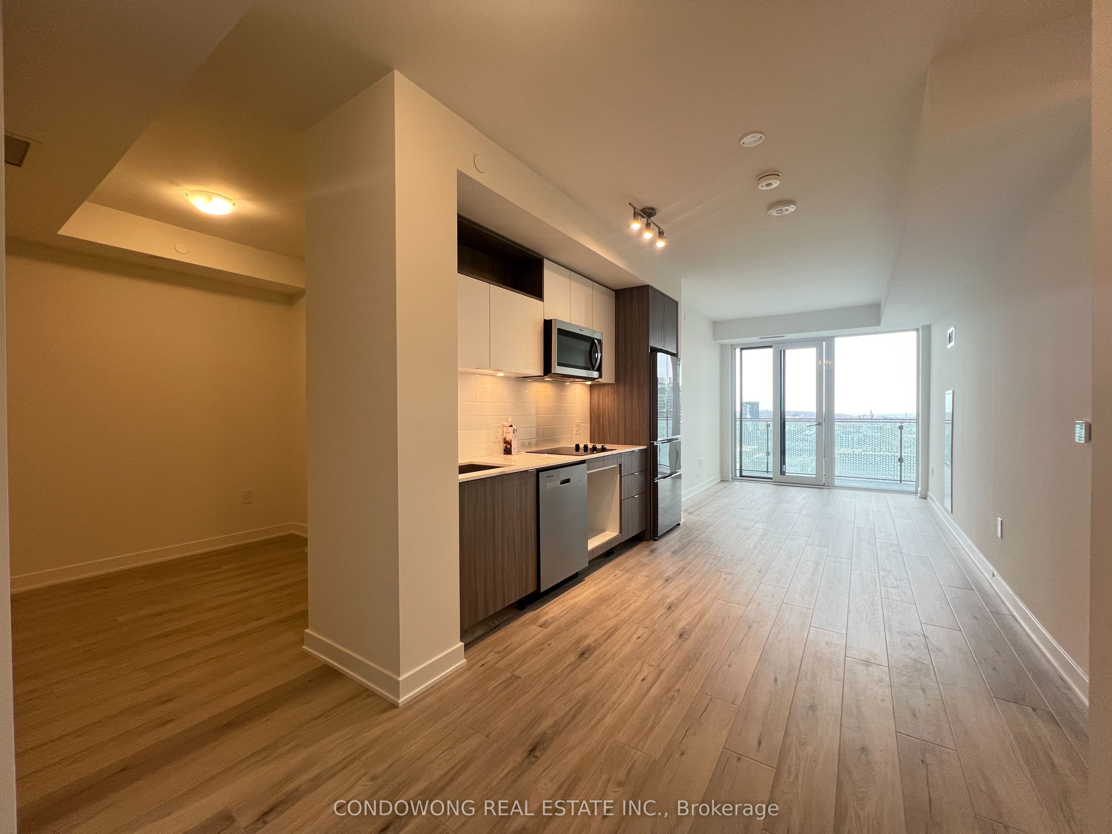 70 Princess Street 2603, Toronto, On M5a 1e7