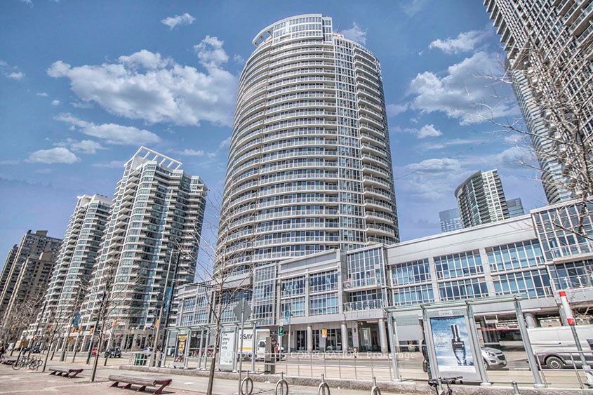 218 Queens Quay W 1603, Toronto, On M5j 2y6