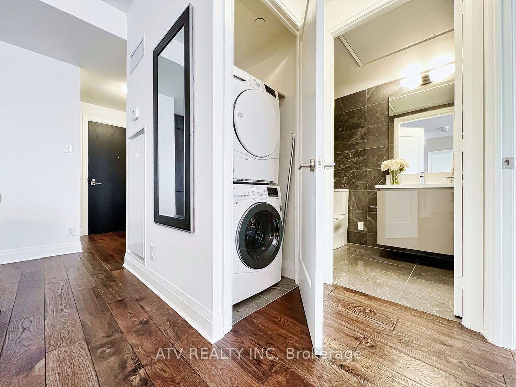 151 Avenue Road 506, Toronto, On M5r 2h7
