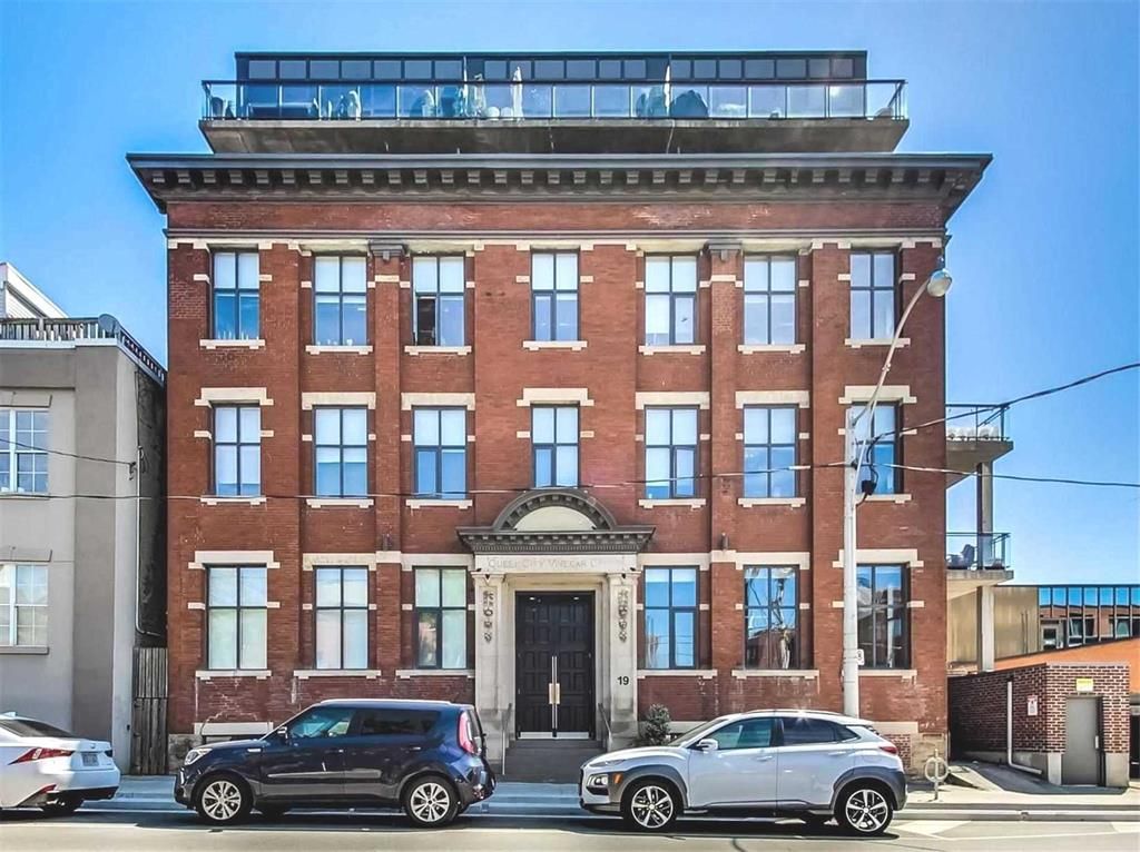 19 River Street 107, Toronto, On M5a 3p1