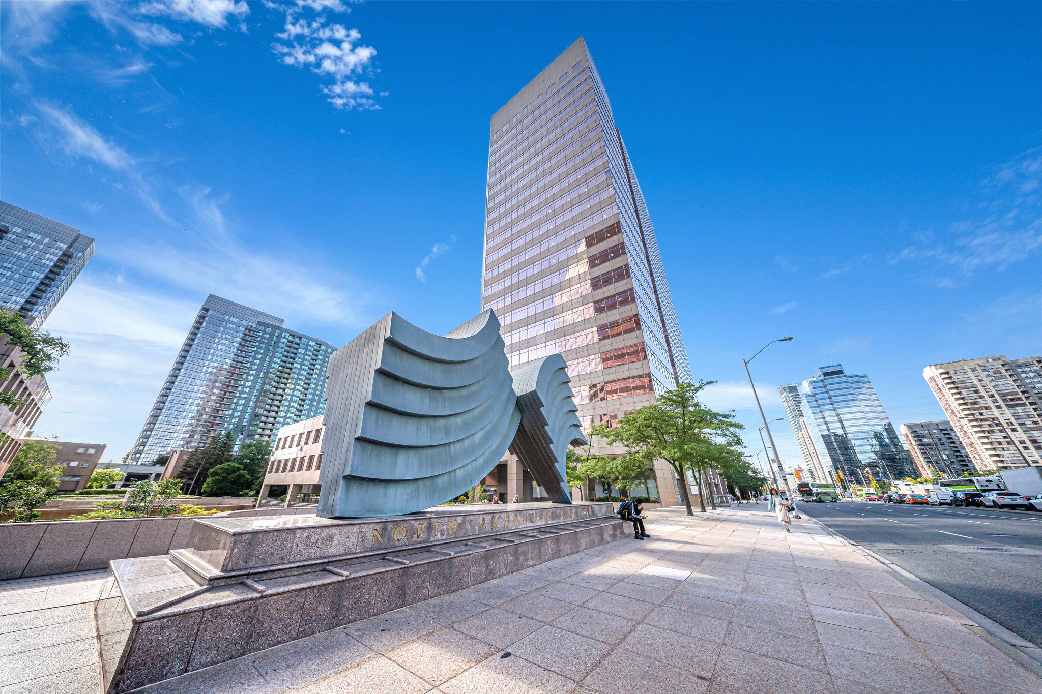 5700 Yonge Street Road 200 C, Toronto, On L5n 1w1