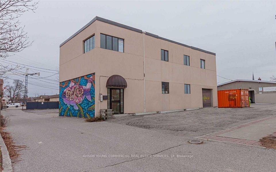 151 Brock Street N, Whitby, On L1n 4h3