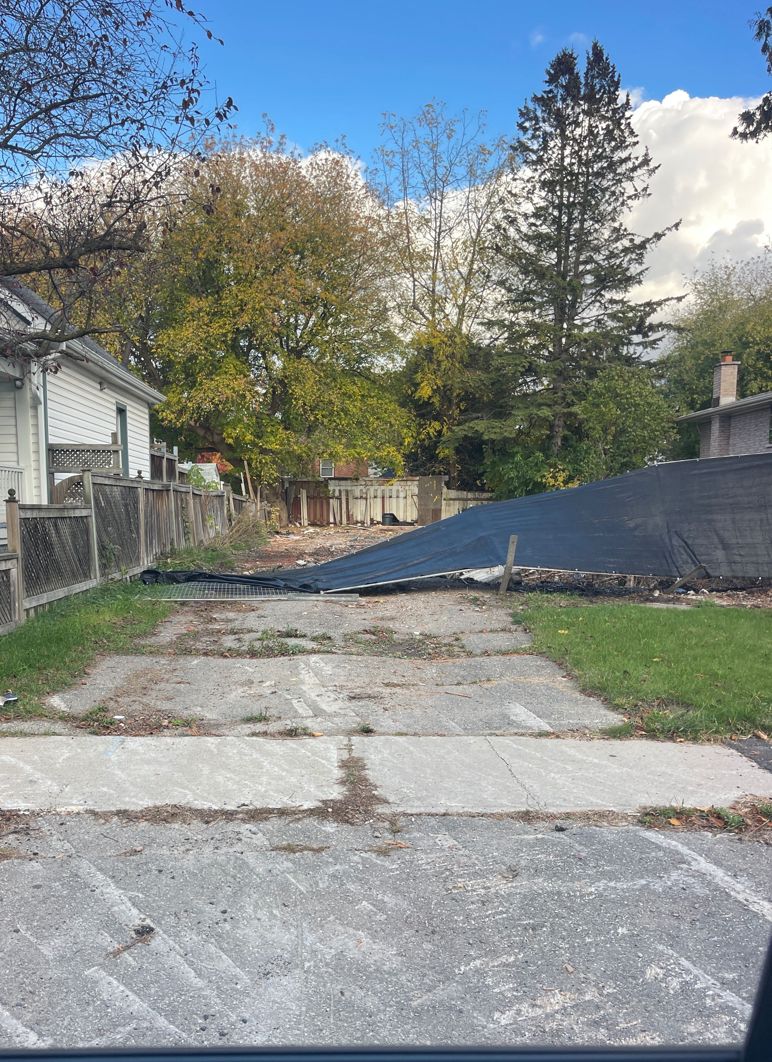 305 Oshawa Boulevard S, Oshawa, On L1h 5r9