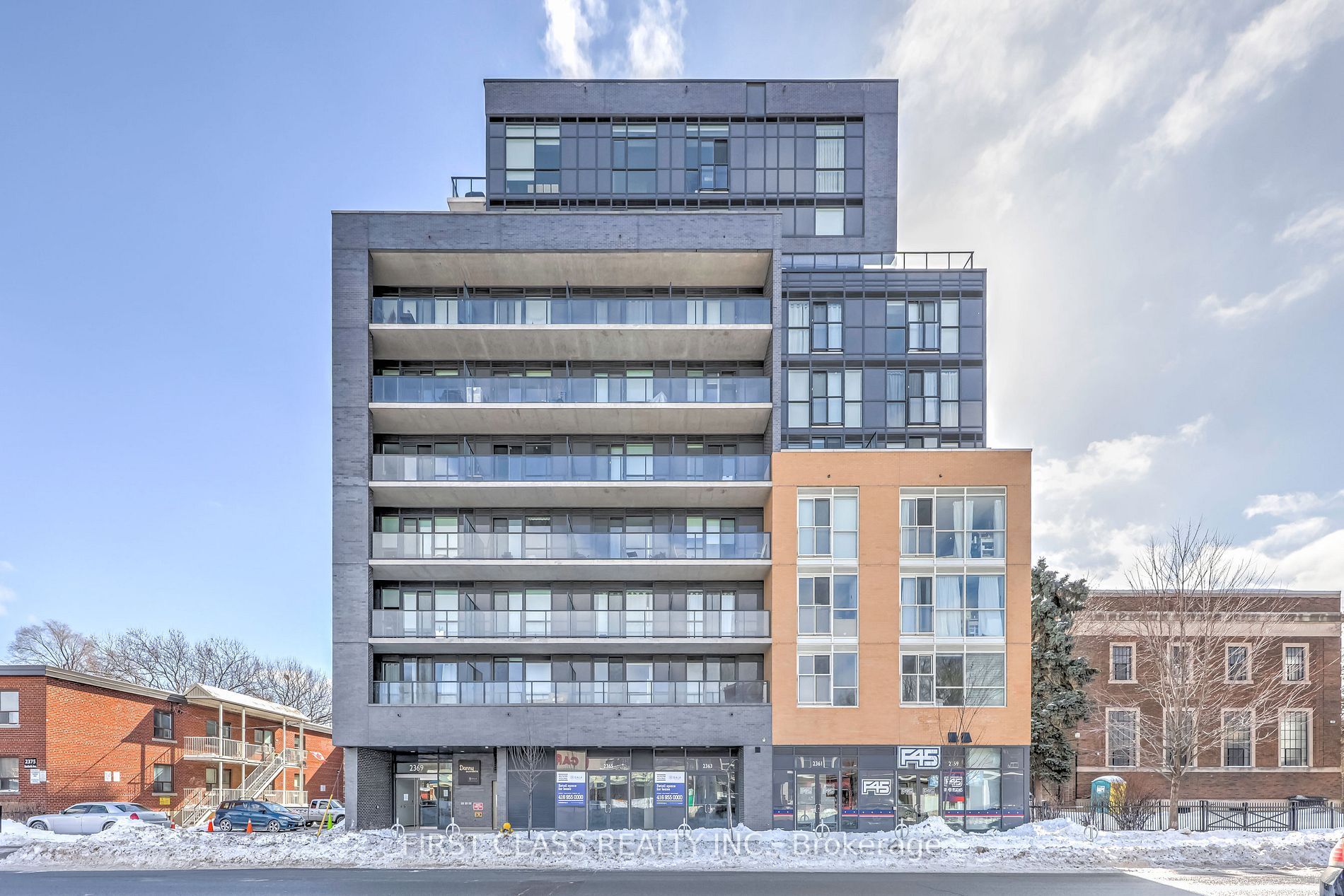 2369 Danforth Avenue 904, Toronto, On M4c 1k7