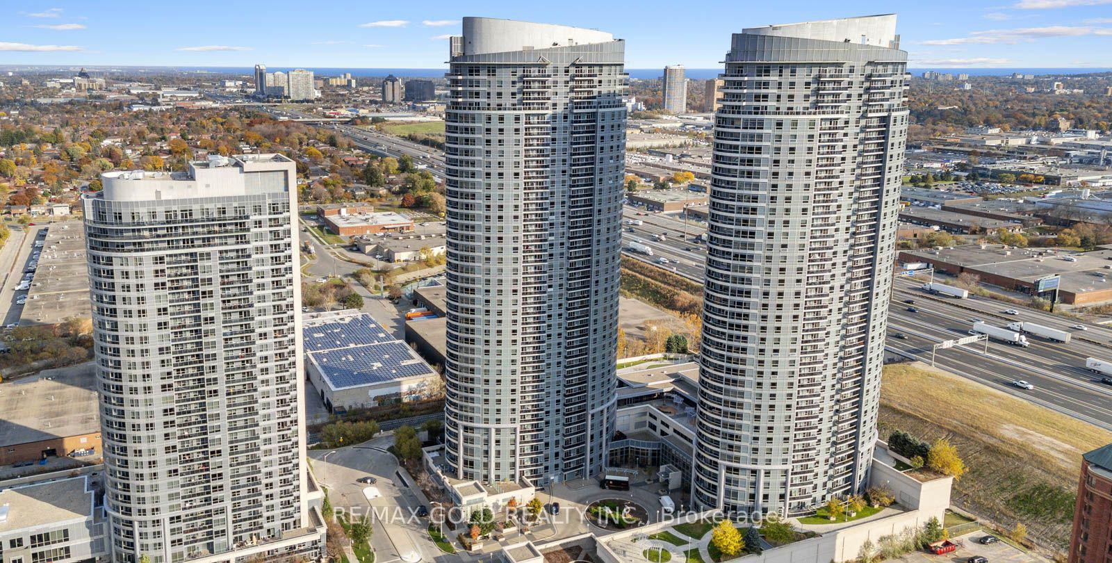 135 Village Green Square, Toronto, On M1s 0g3