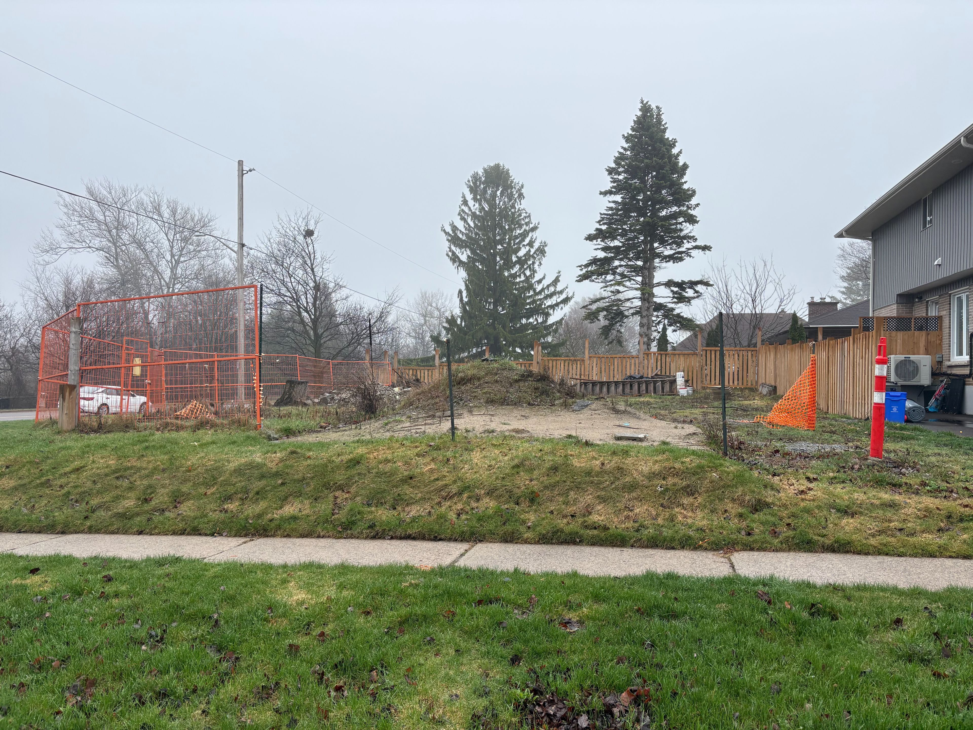 275 Humber Avenue, Oshawa, On L1j 2t3