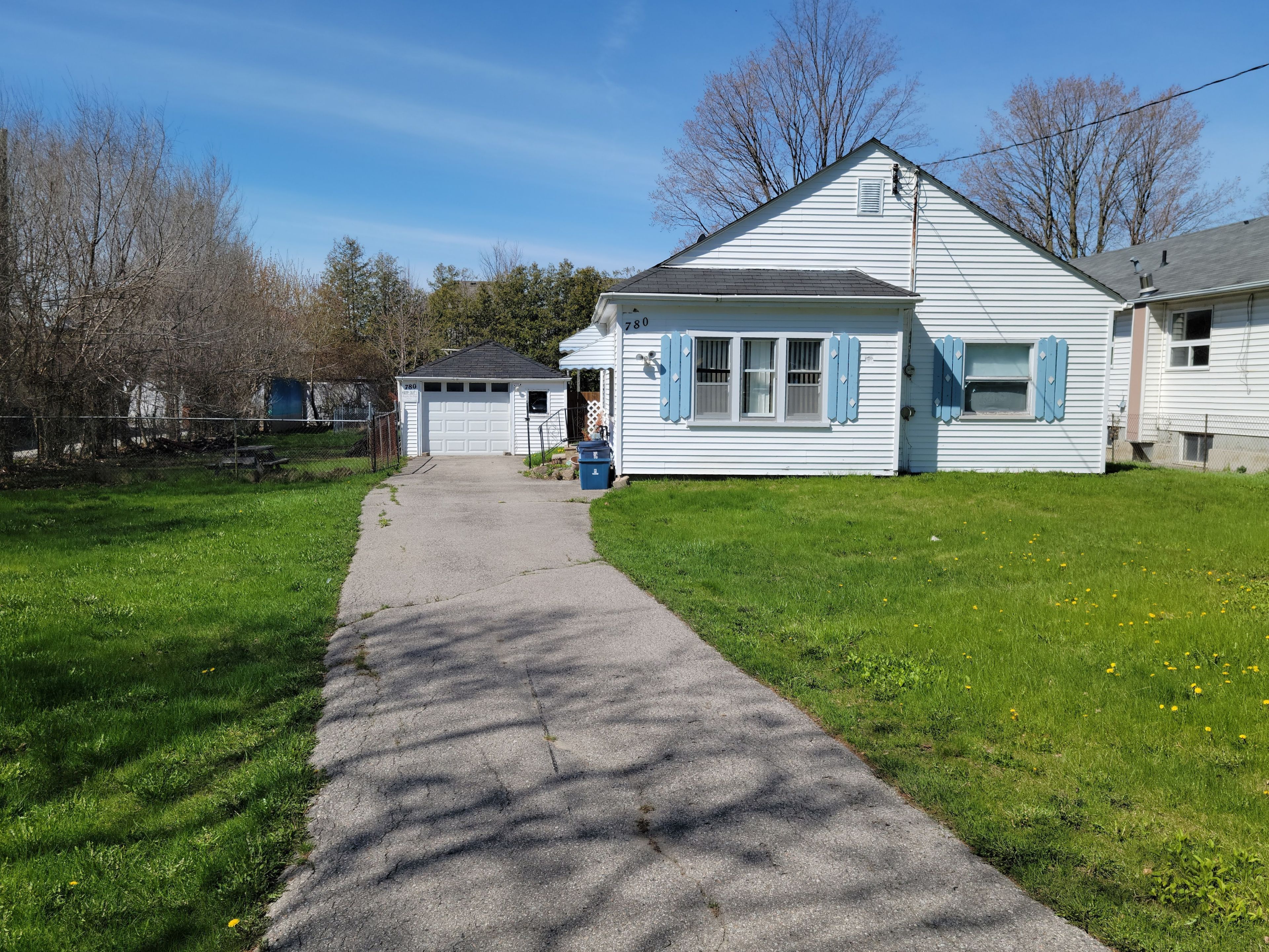780 Liverpool Road, Pickering, On L1w 1s1