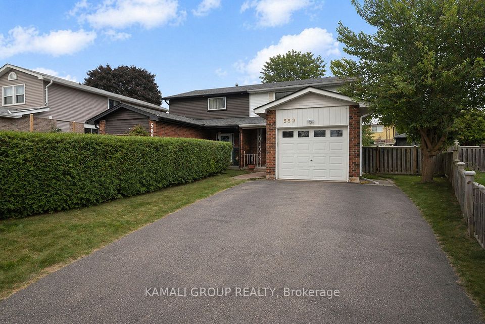 582 Lakeview Avenue, Oshawa, On L1j 1b1