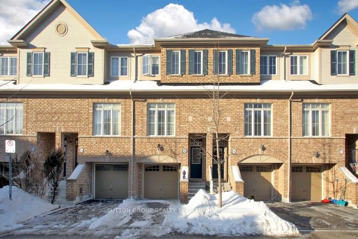 41 Martinworth Lane, Ajax, On L1z 0l1