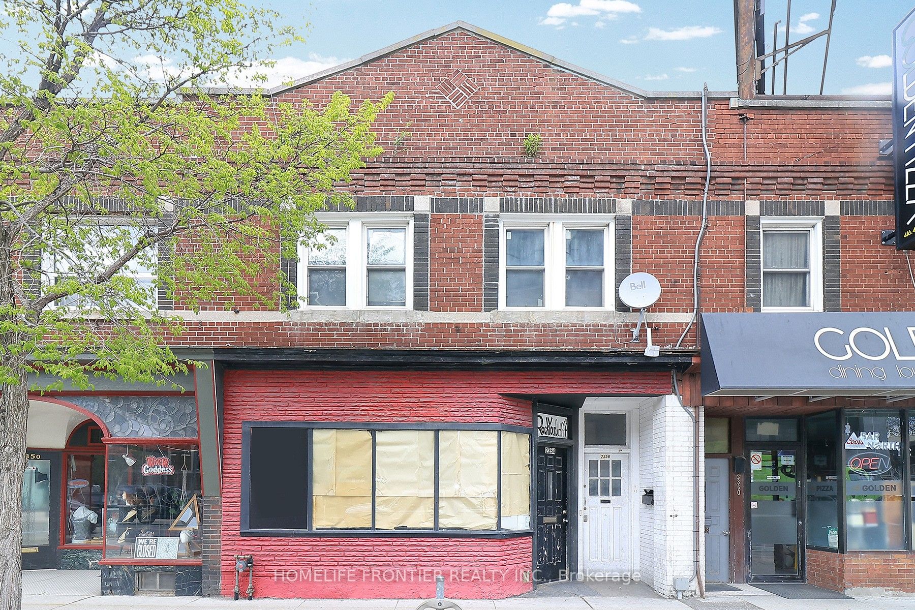2354 Danforth Avenue, Toronto, On M4c 1k7