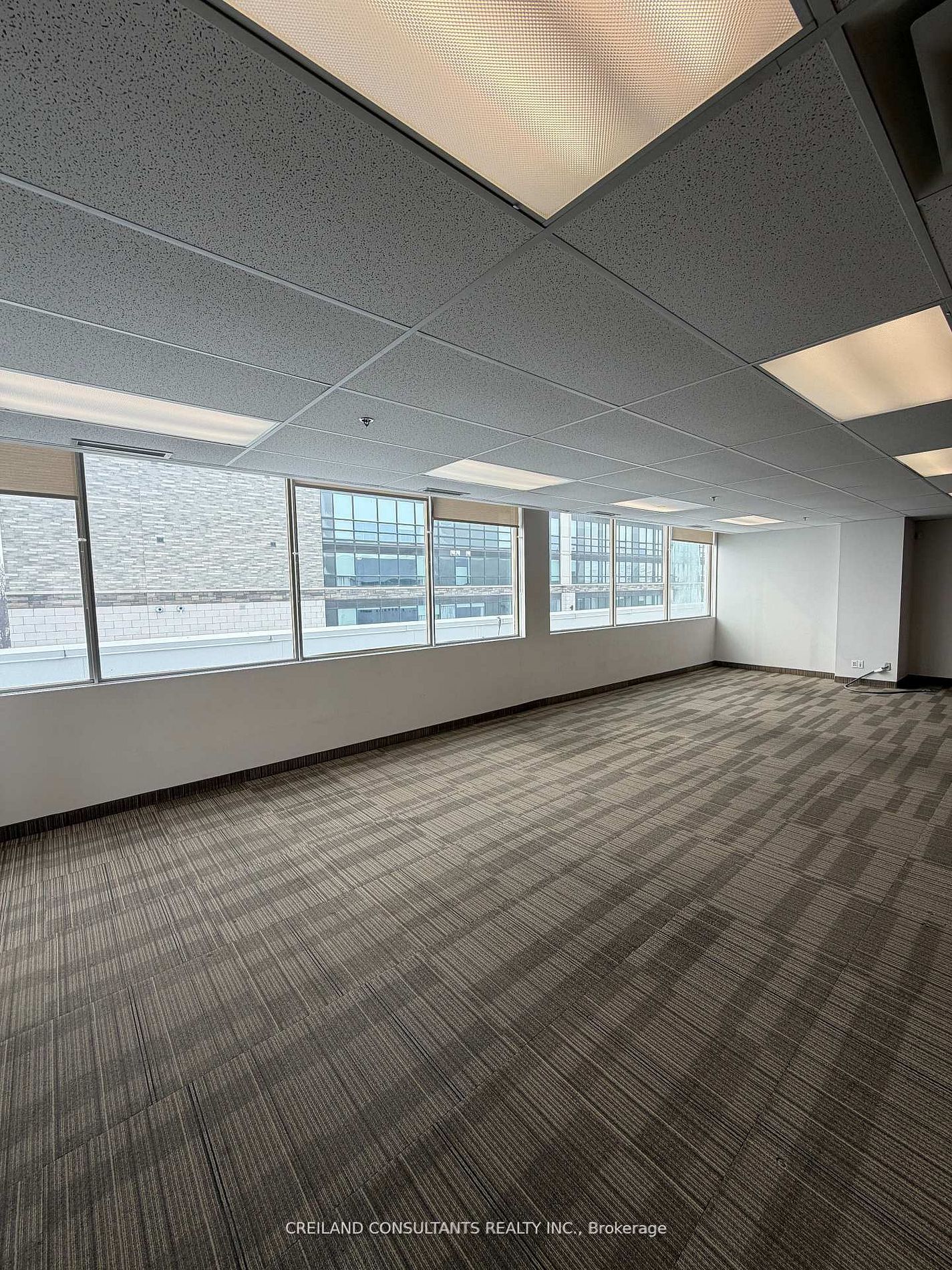 1 Rossland Road W 208b, Ajax, On L1z 1z2