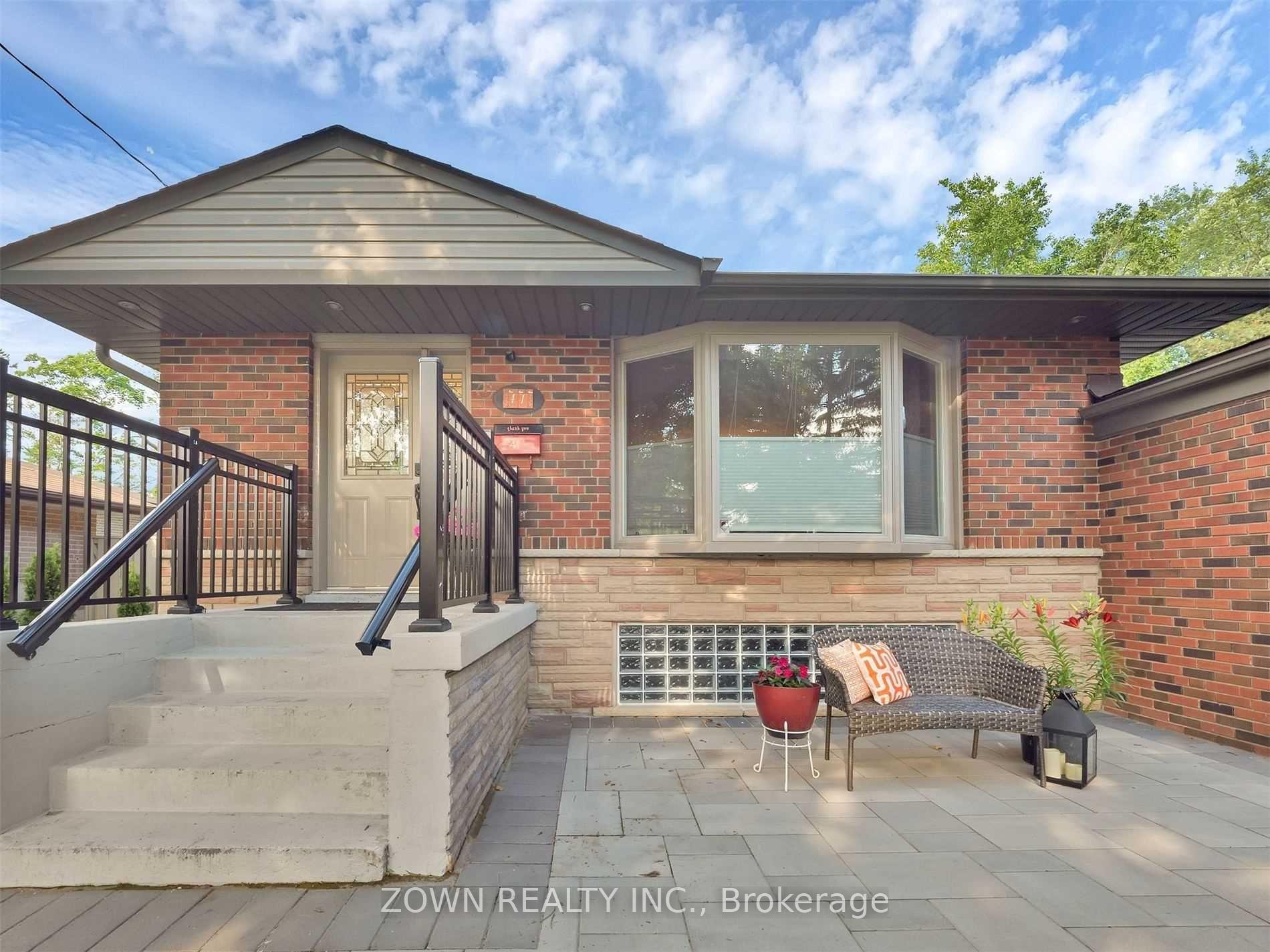 41 Morna Avenue, Toronto, On M1e 2a9