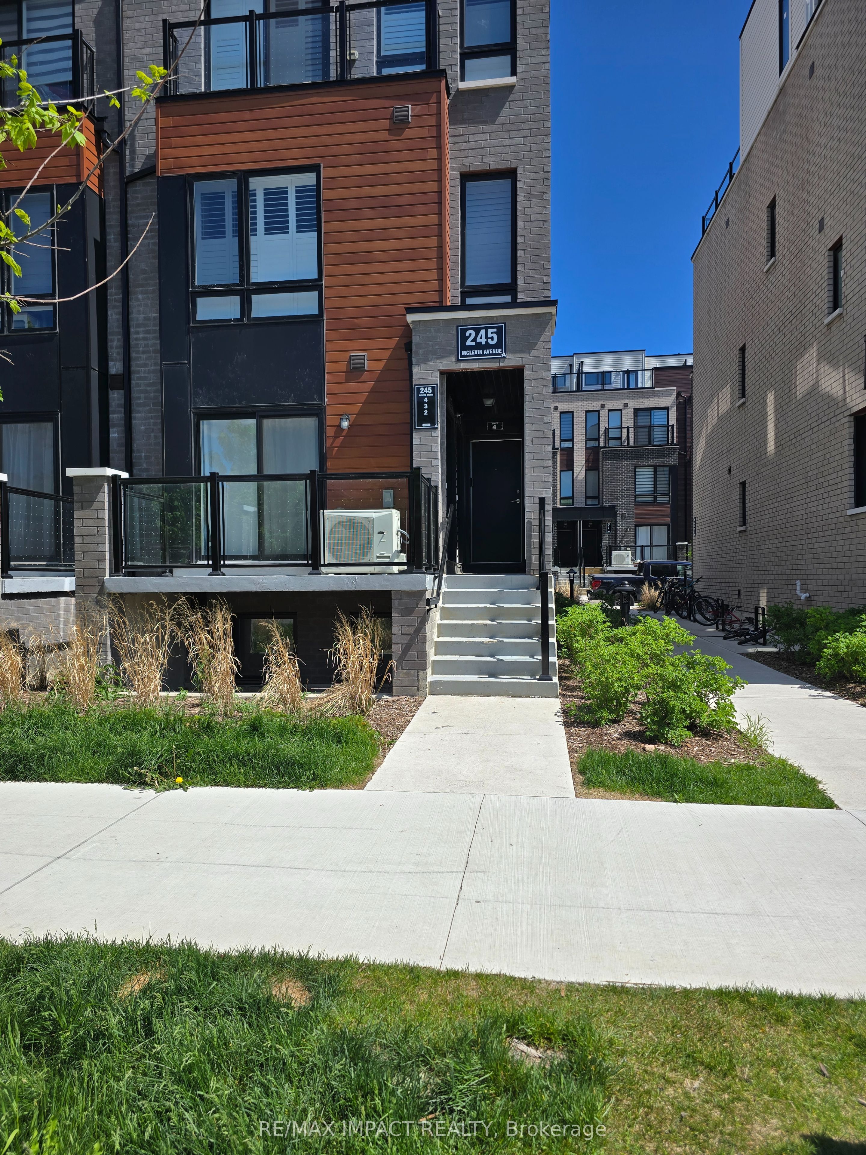 245 Mclevin Avenue 2, Toronto, On M1b 1e7