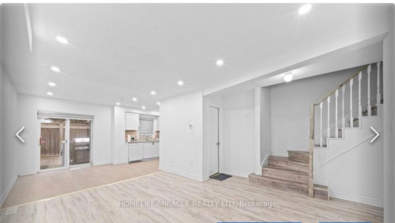 435 Middlefield Road 42, Toronto, On M1s 5w1