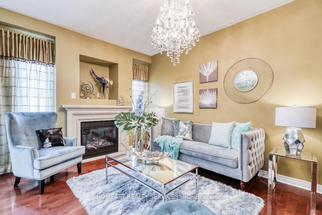 35 Munford Crescent, Toronto, On M4b 1b9
