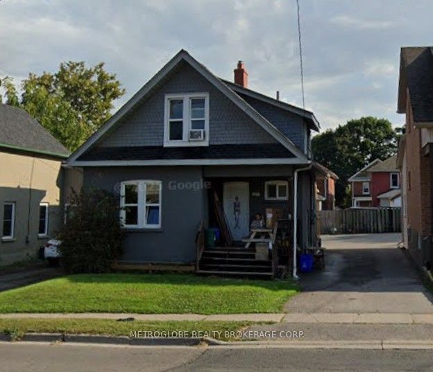 117 Adelaide Avenue E, Oshawa, On L1g 1z2