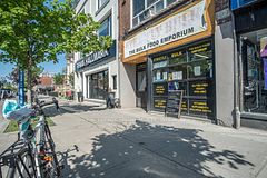 638 Danforth Avenue, Toronto, On M4k 1r3