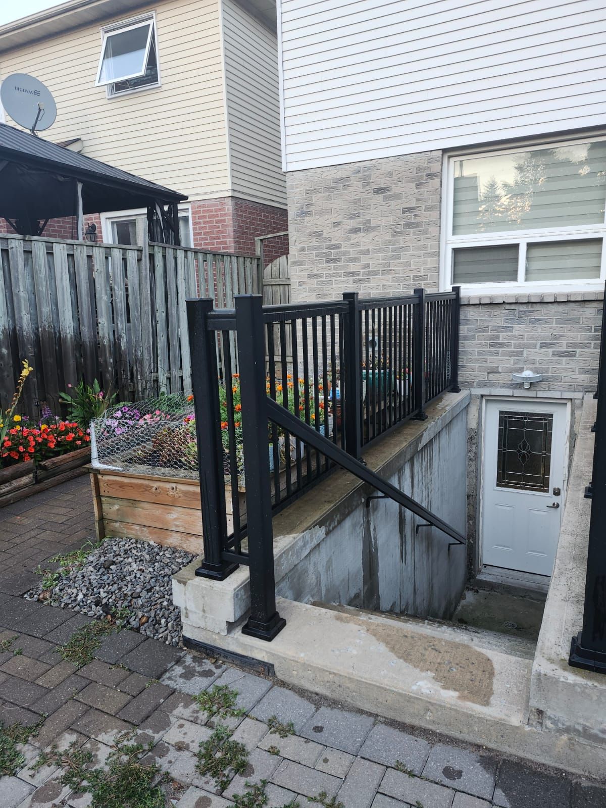 56 Barnes Drive, Ajax, On L1s 5g5