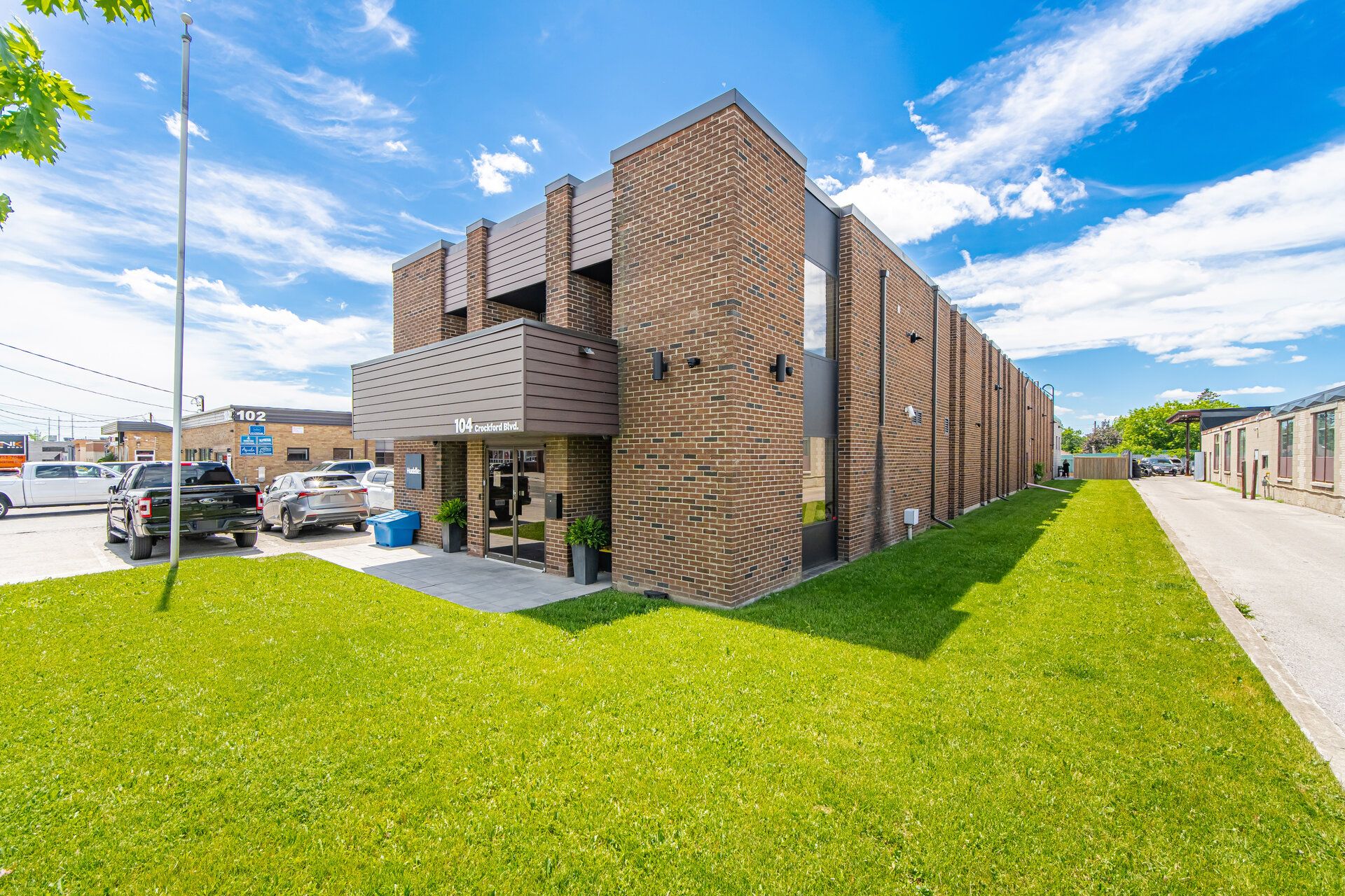 104 Crockford Boulevard 207, Toronto, On M1r 3c3