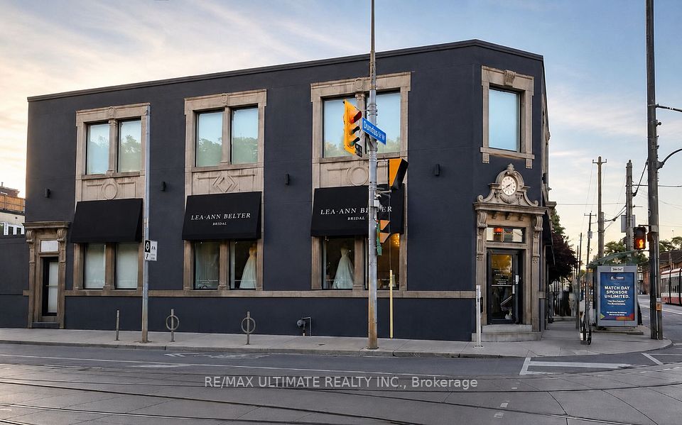 238 Broadview Avenue 2nd Floor, Toronto, On M4m 2g6