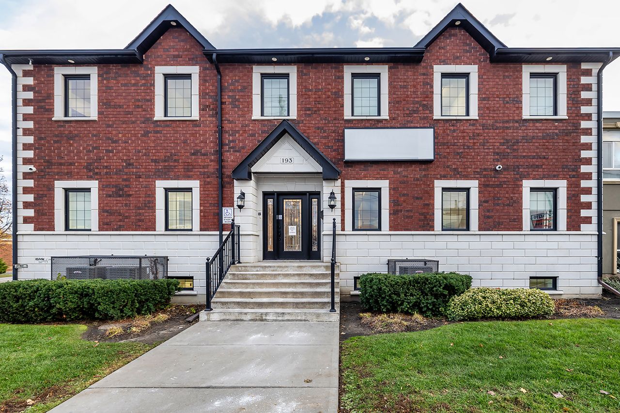 193 King Street E, Oshawa, On L1h 1c2