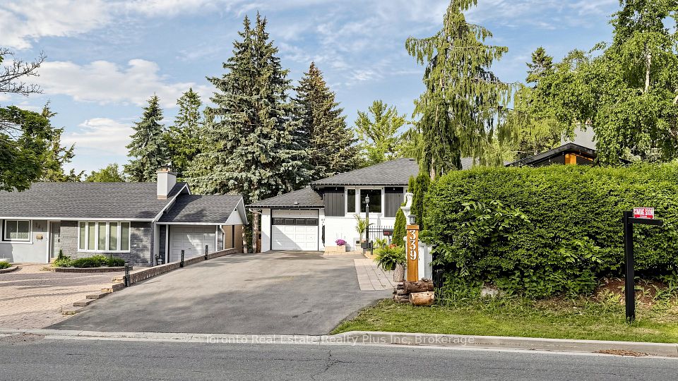 339 East Avenue, Toronto, On M1c 2w5