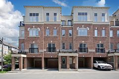 2696 Deputy Minister Path 169, Oshawa, On L1h 7k4