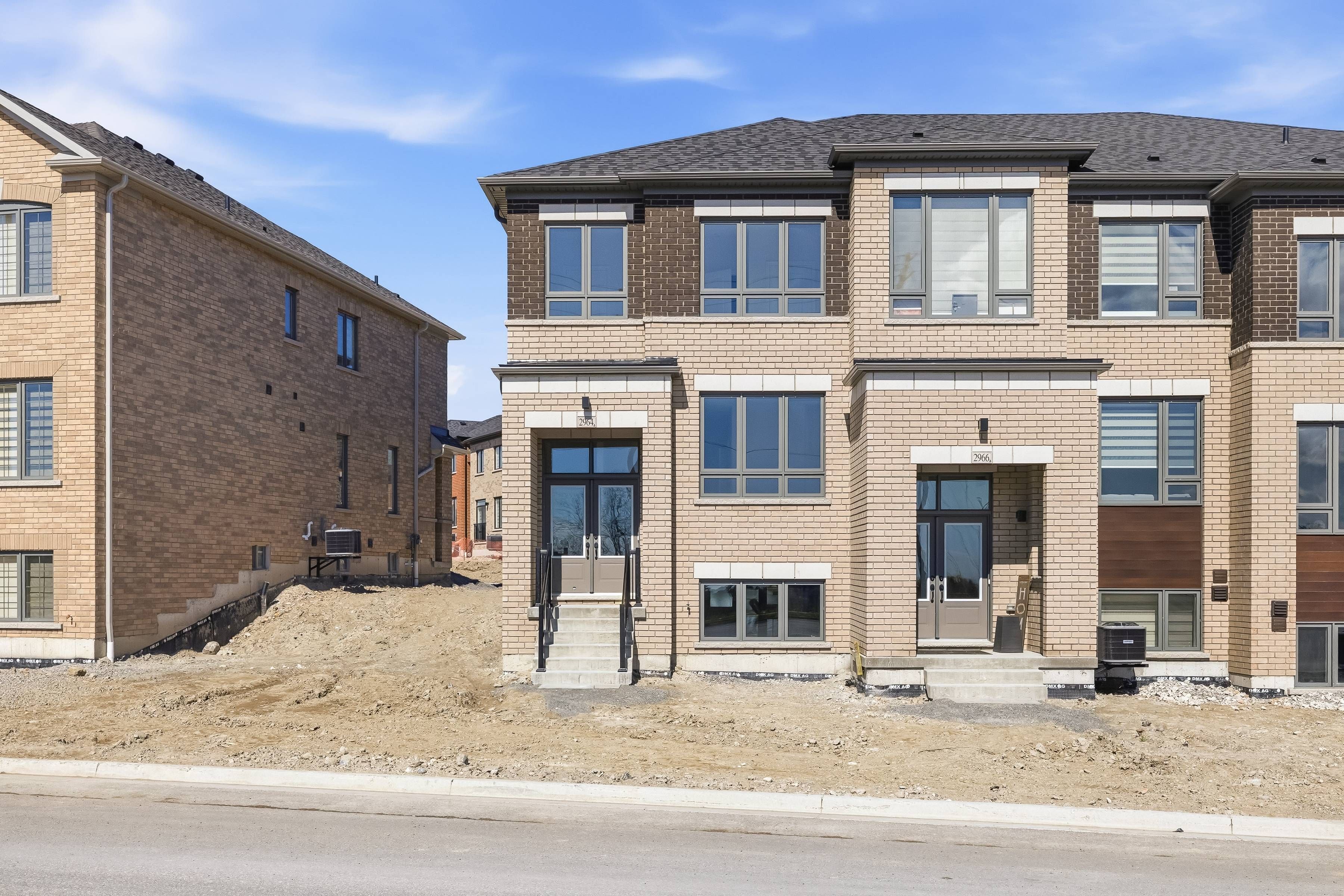 2964 Peter Matthews Drive, Pickering, On L1x 0r7
