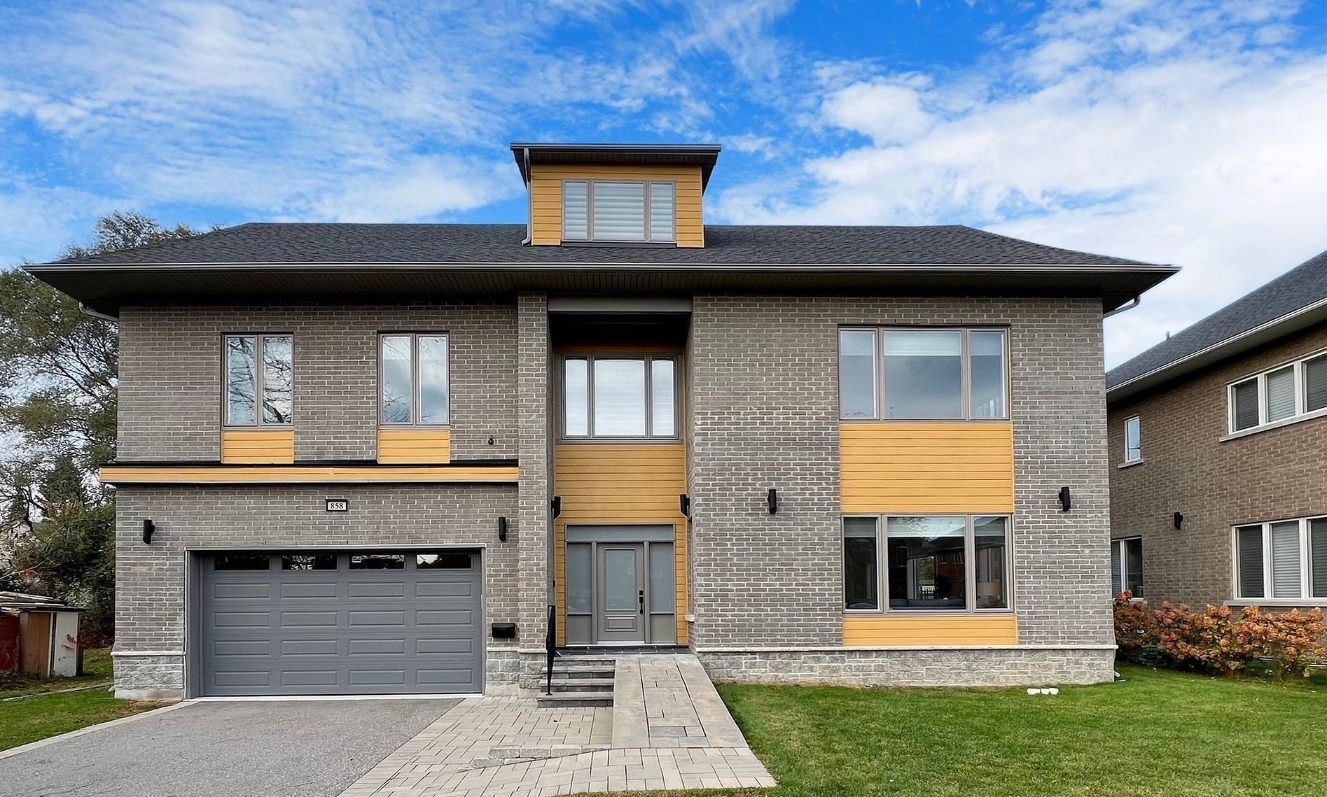858 Strouds Lane, Pickering, On L1v 1h2