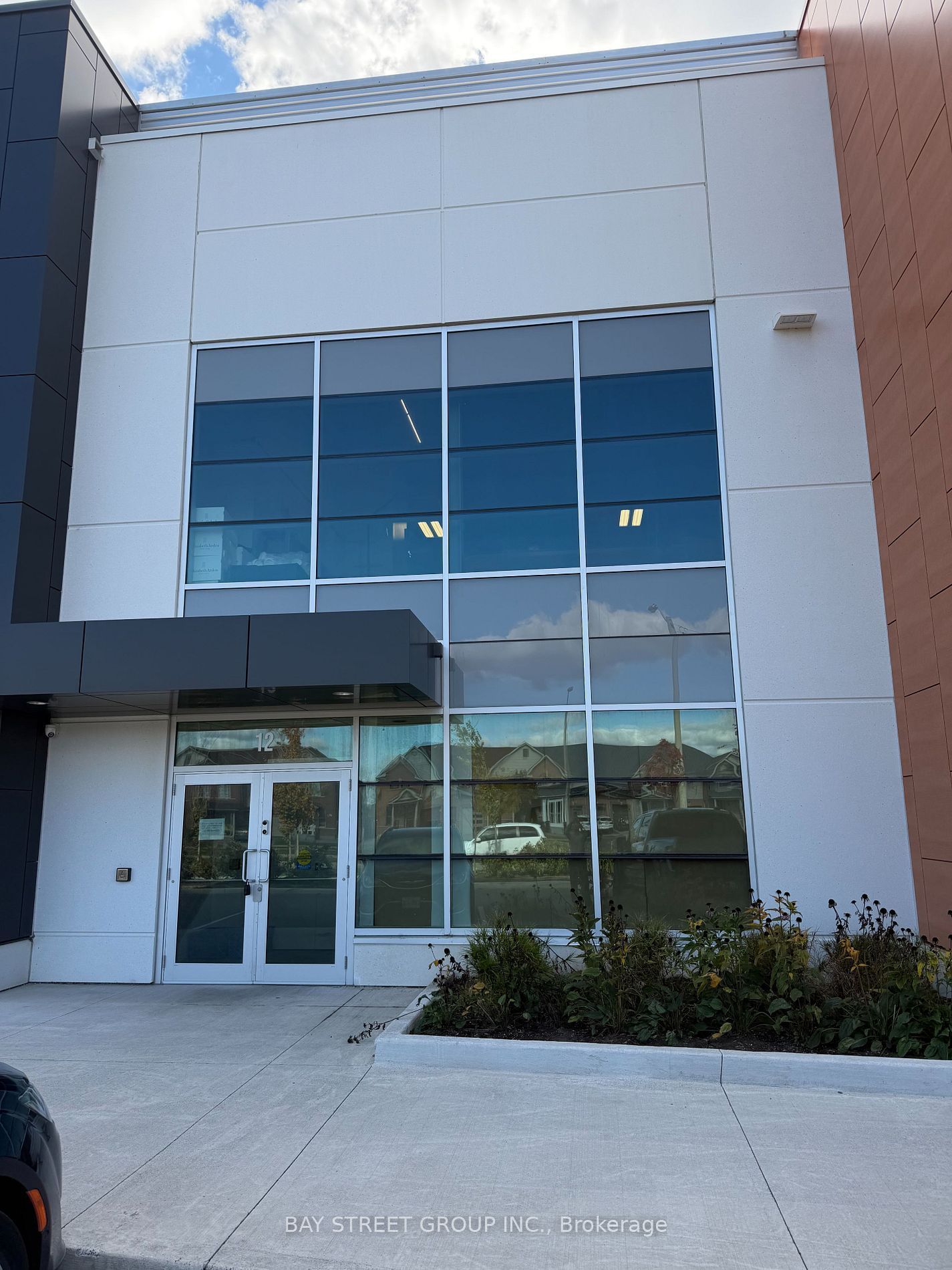 2450 Morningside Avenue 12, Toronto, On M1x 2e5